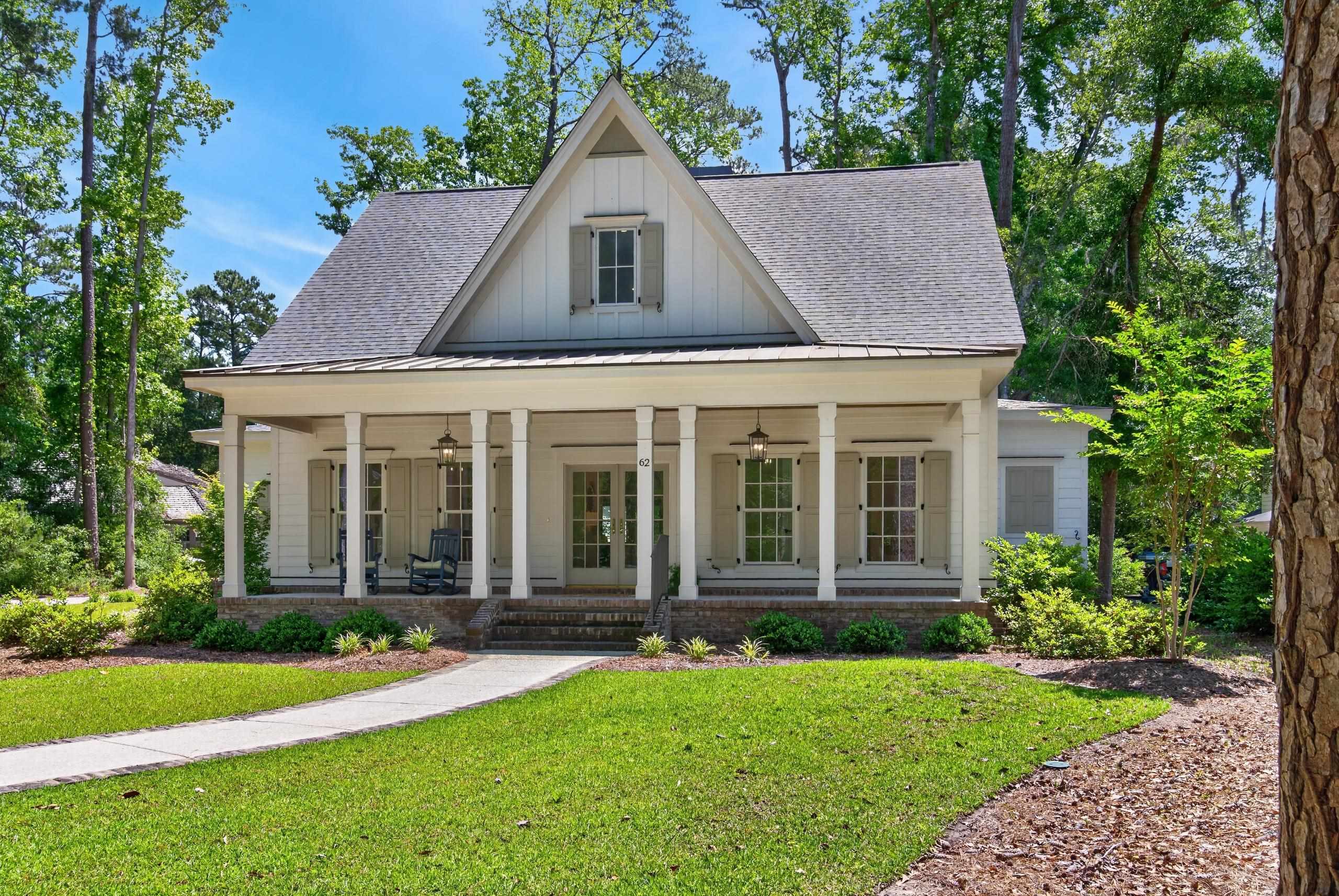 62 Makepeace Pl. Property Photo 1