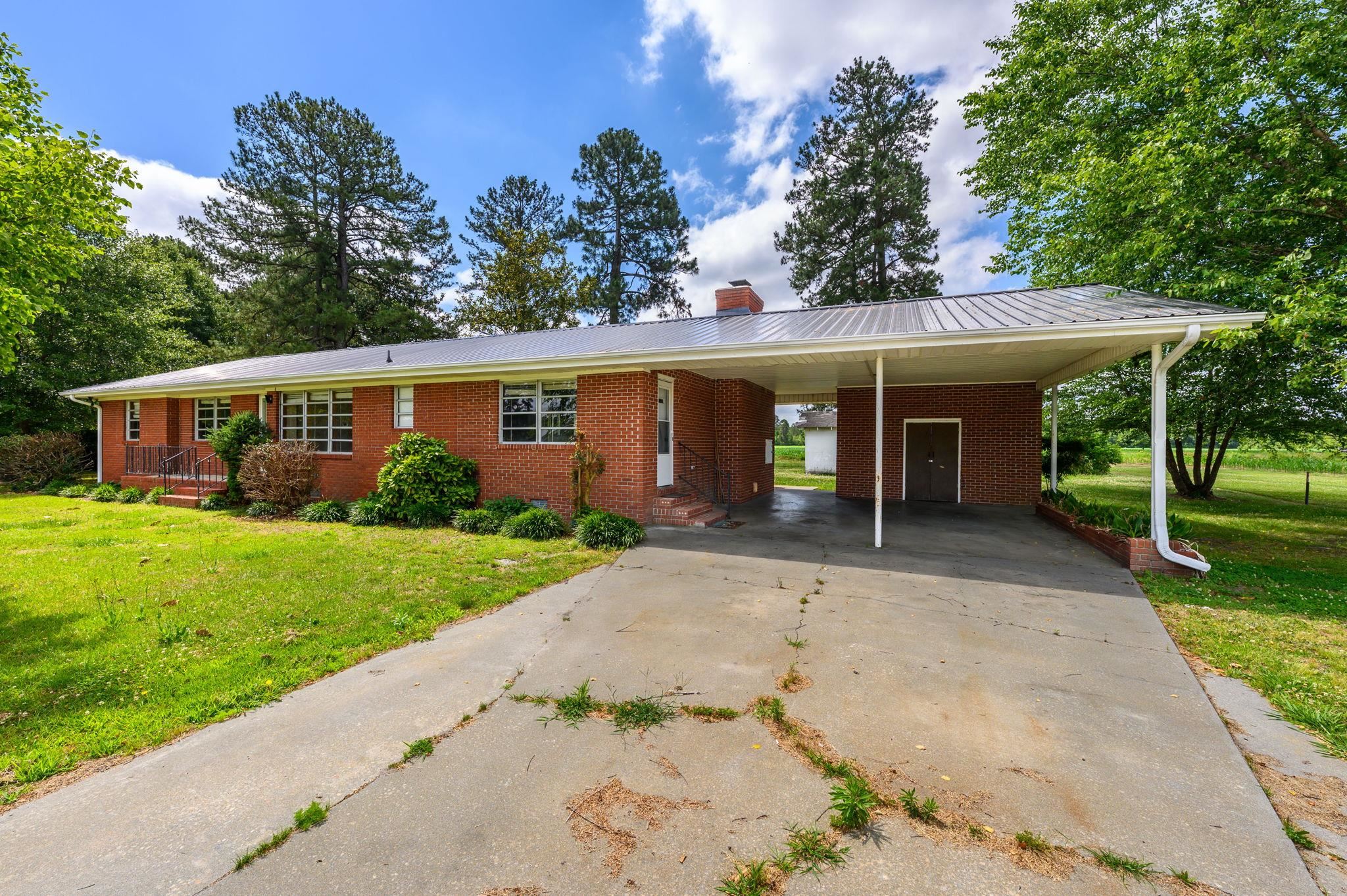 1273 Roseland Rd Property Photo 2