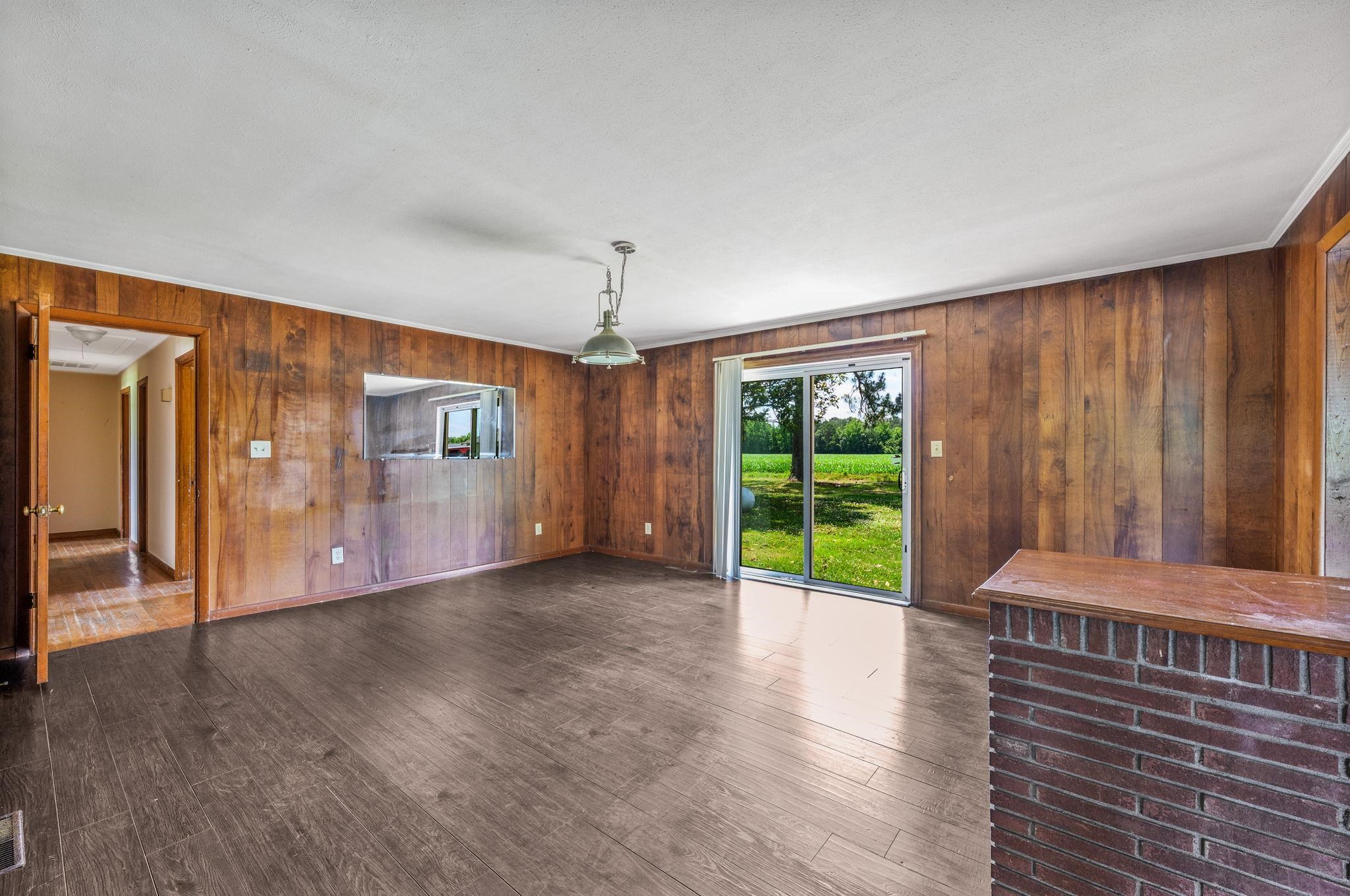 1273 Roseland Rd Property Photo 17