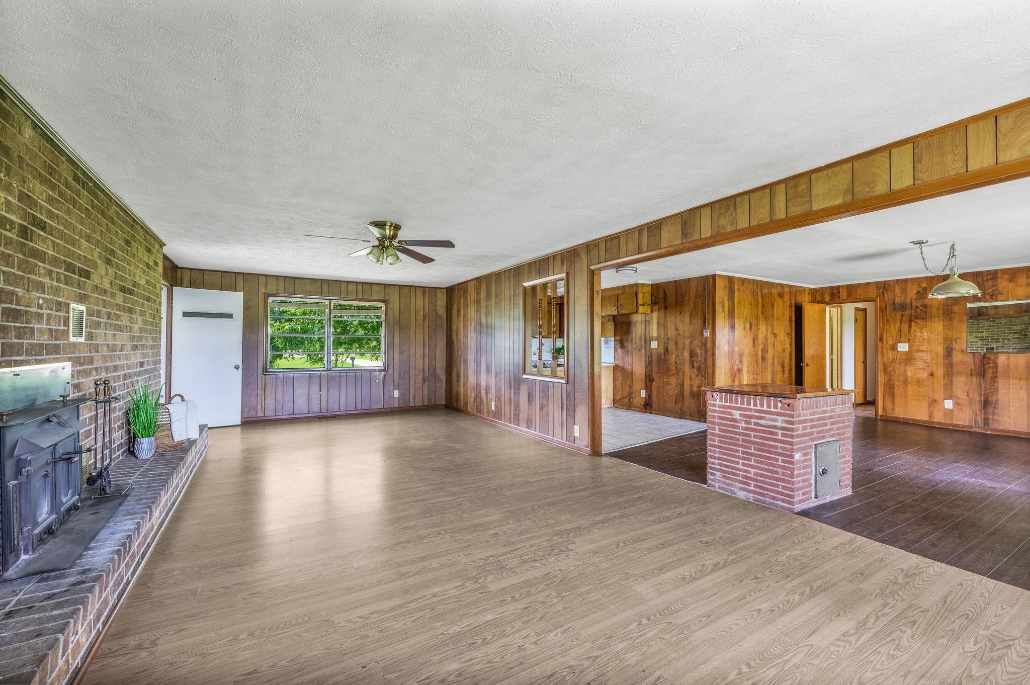 1273 Roseland Rd Property Photo 20