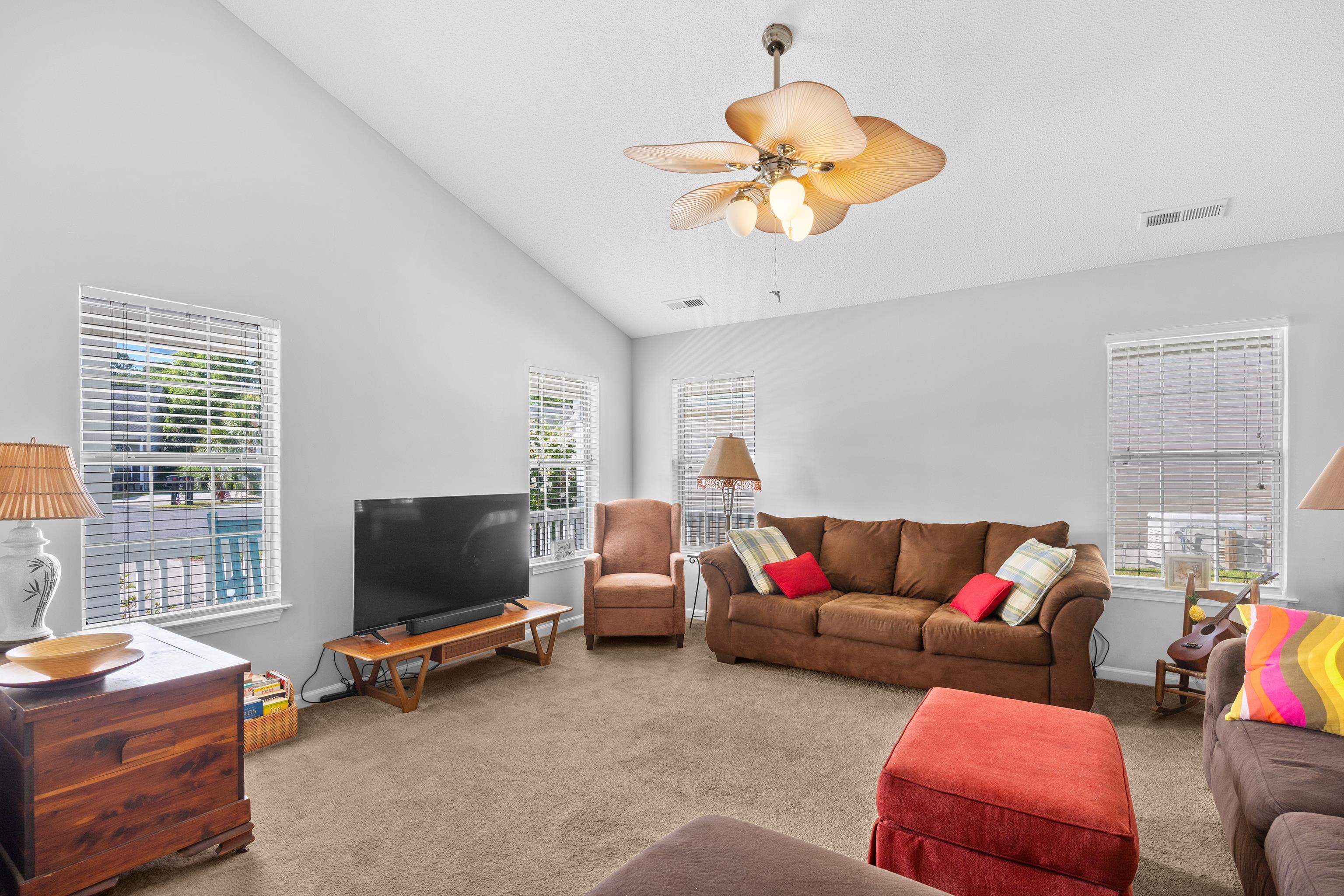 1534 Gulfstream Ct. Property Photo 9