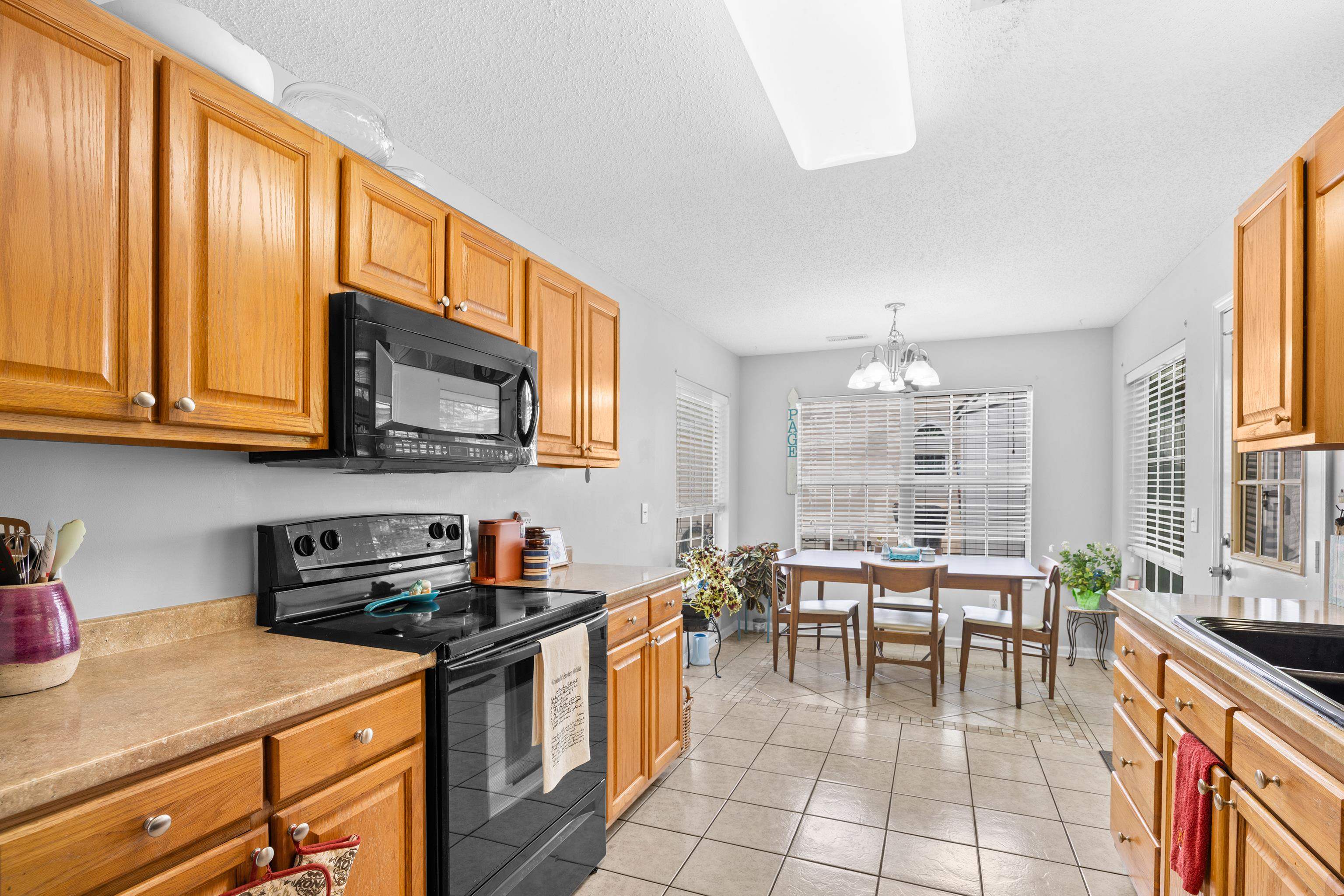1534 Gulfstream Ct. Property Photo 13