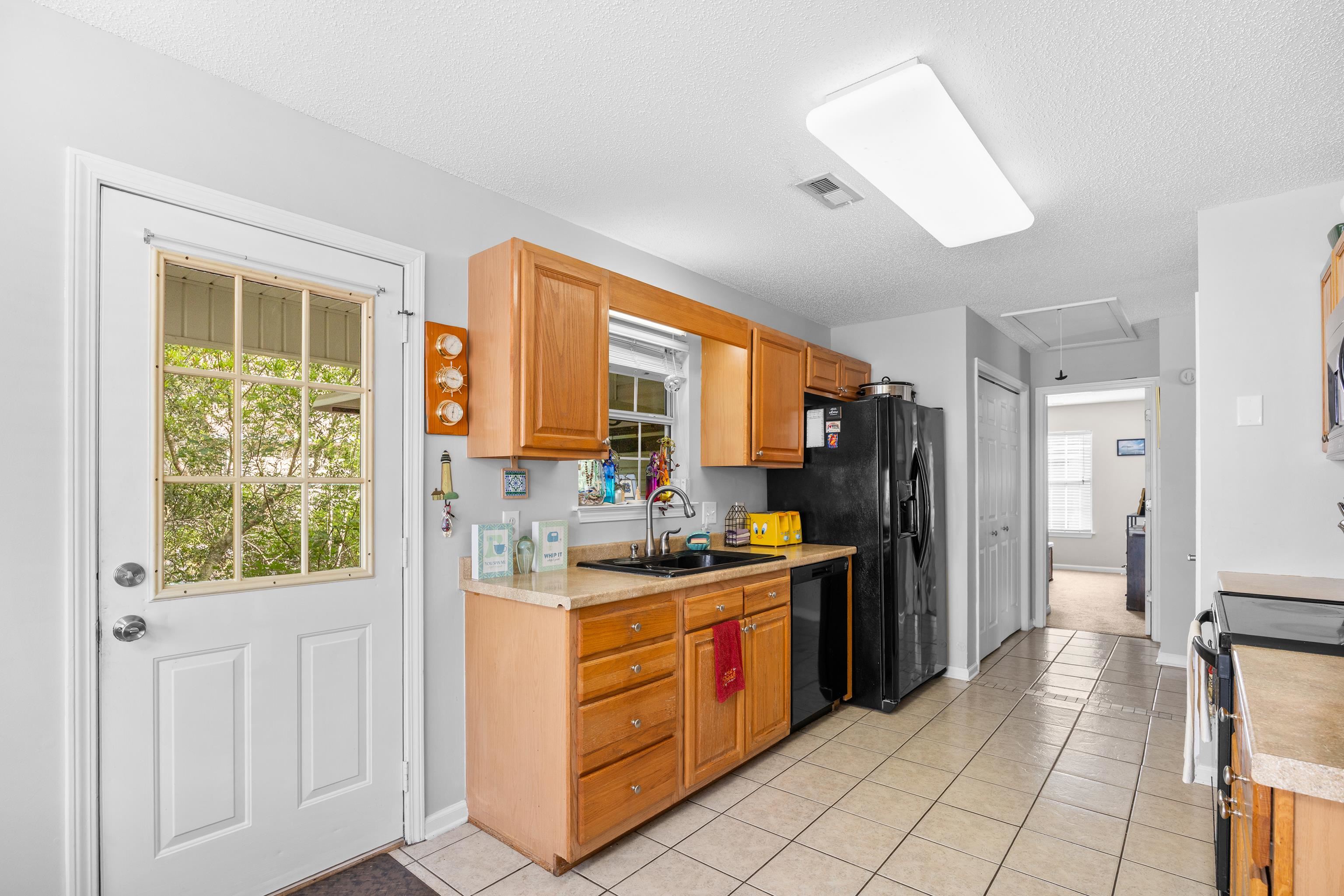 1534 Gulfstream Ct. Property Photo 14