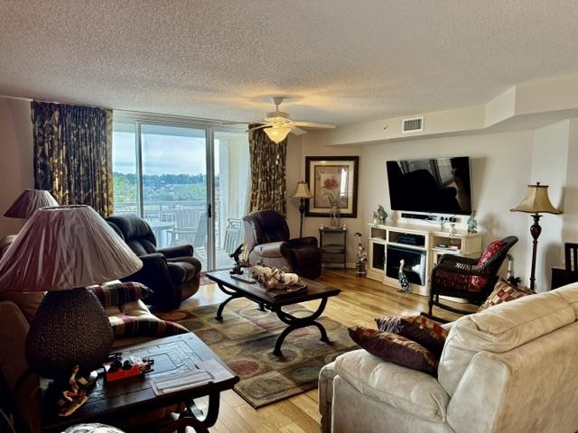2151 Bridge View Ct. Property Photo 9