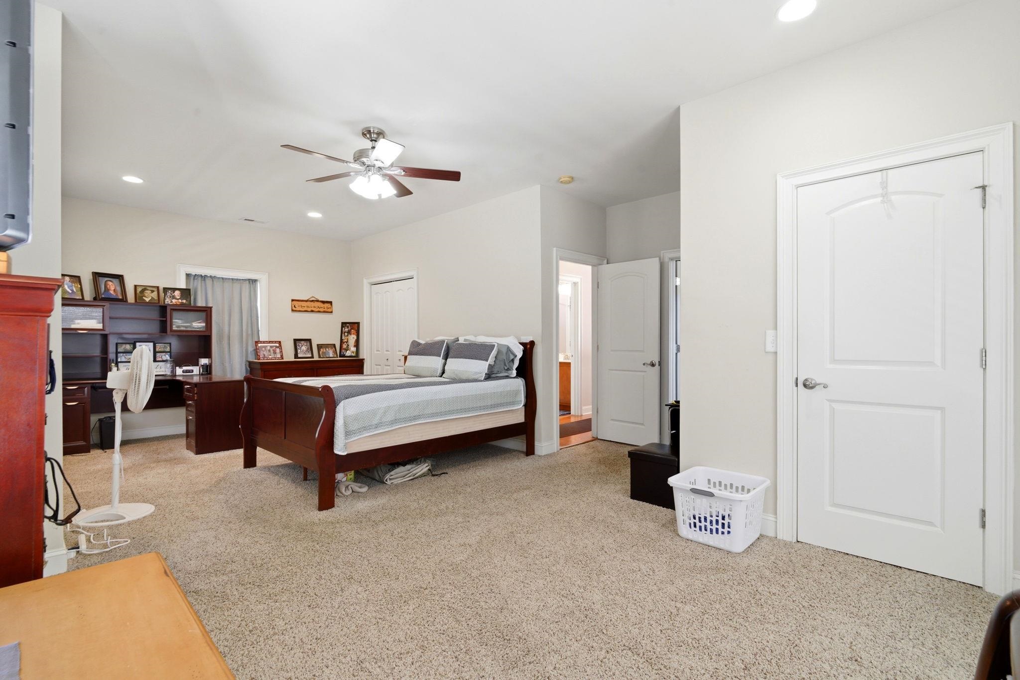 577 Sunnyside Ave. Property Photo 20