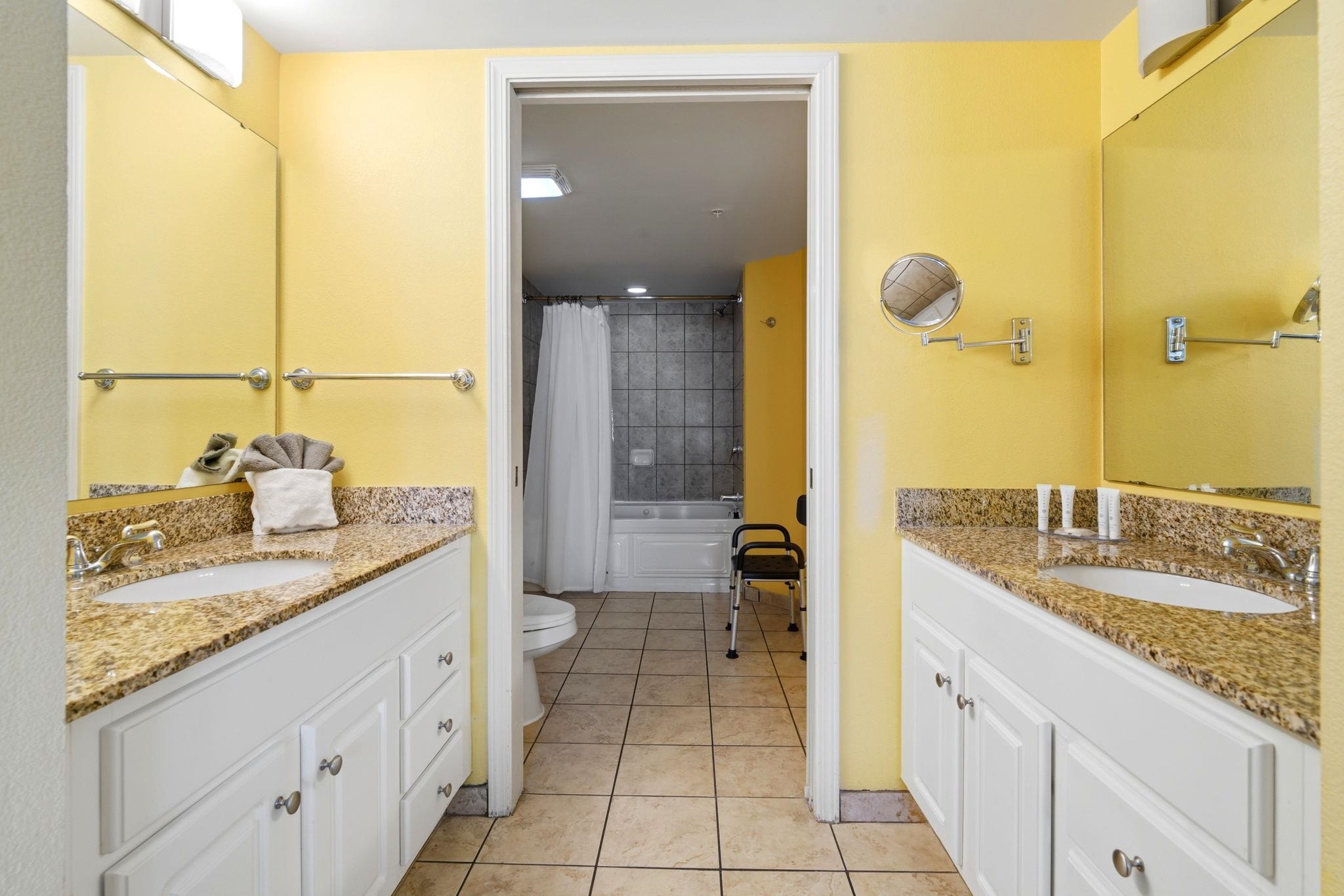 5300 N Ocean Blvd. Property Photo 13
