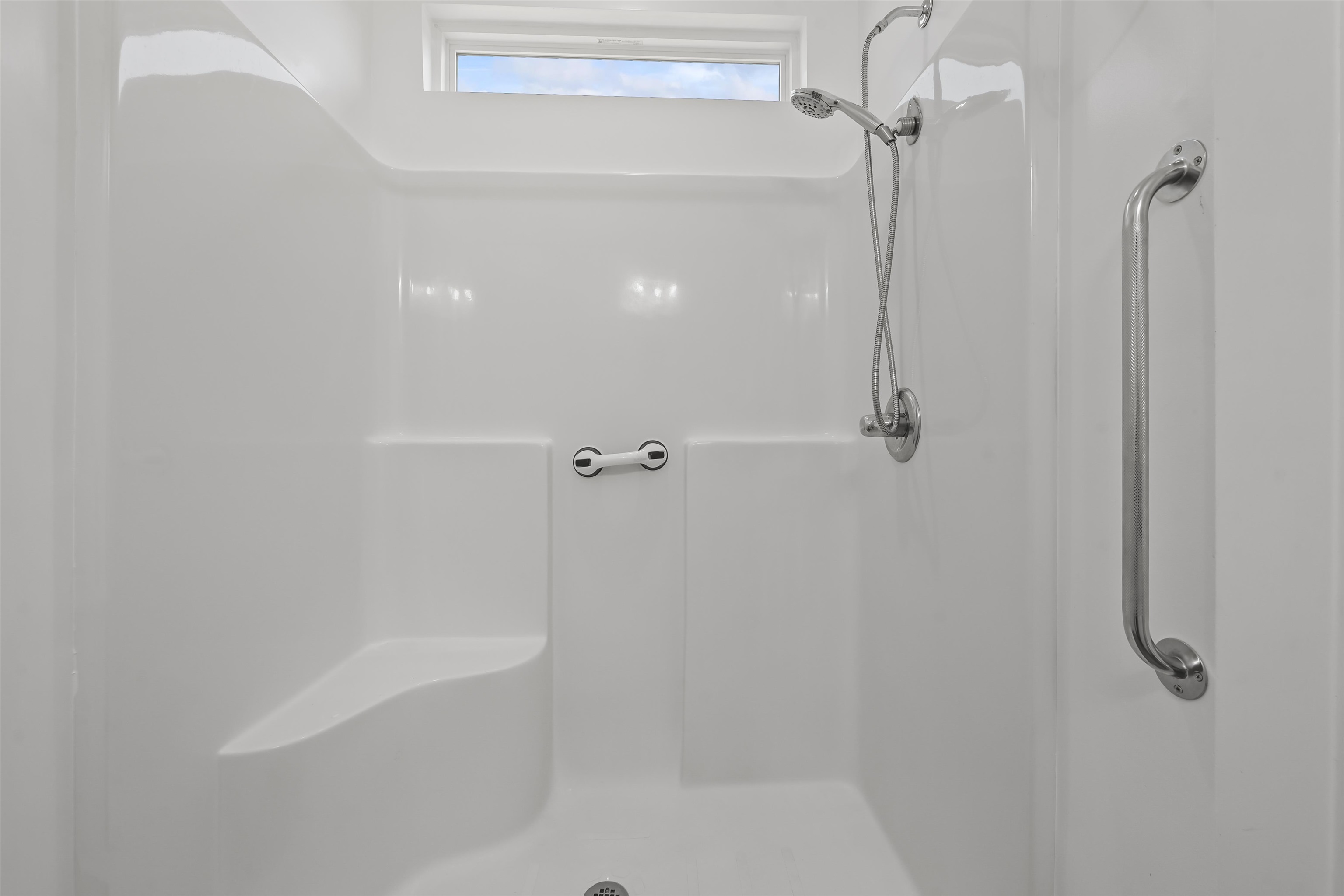348 Angler Ct. Property Photo 9