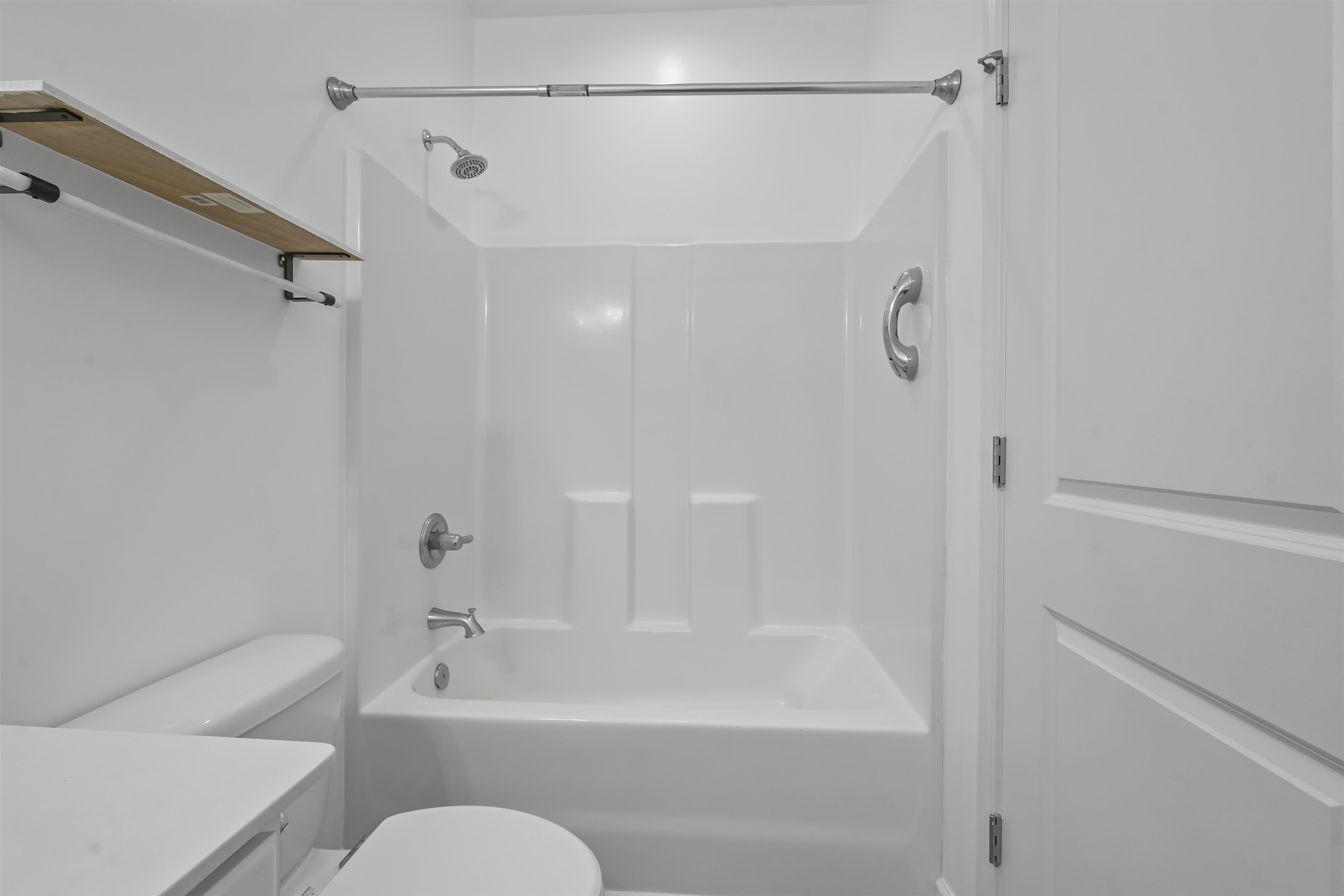 348 Angler Ct. Property Photo 17