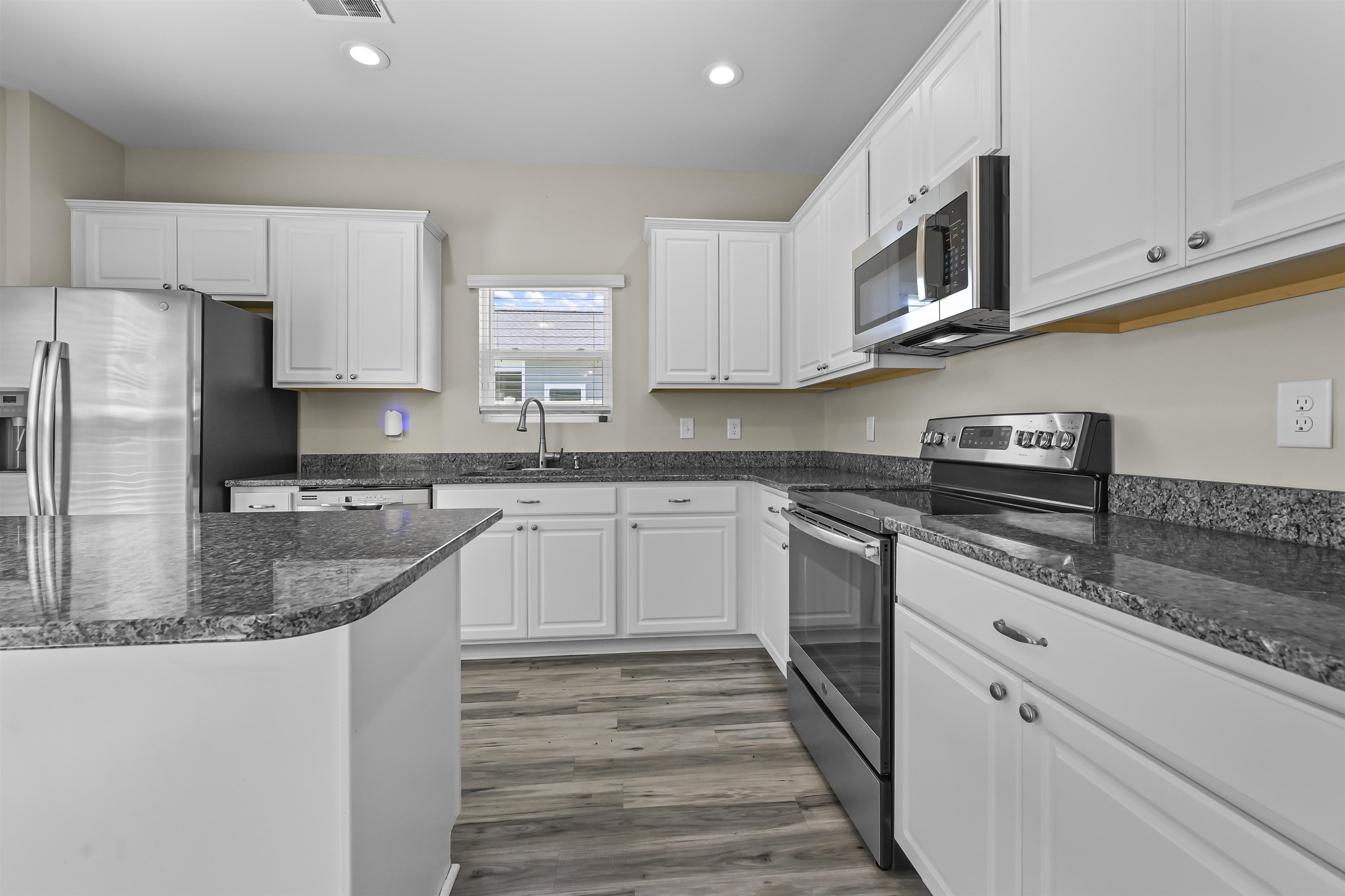 348 Angler Ct. Property Photo 27