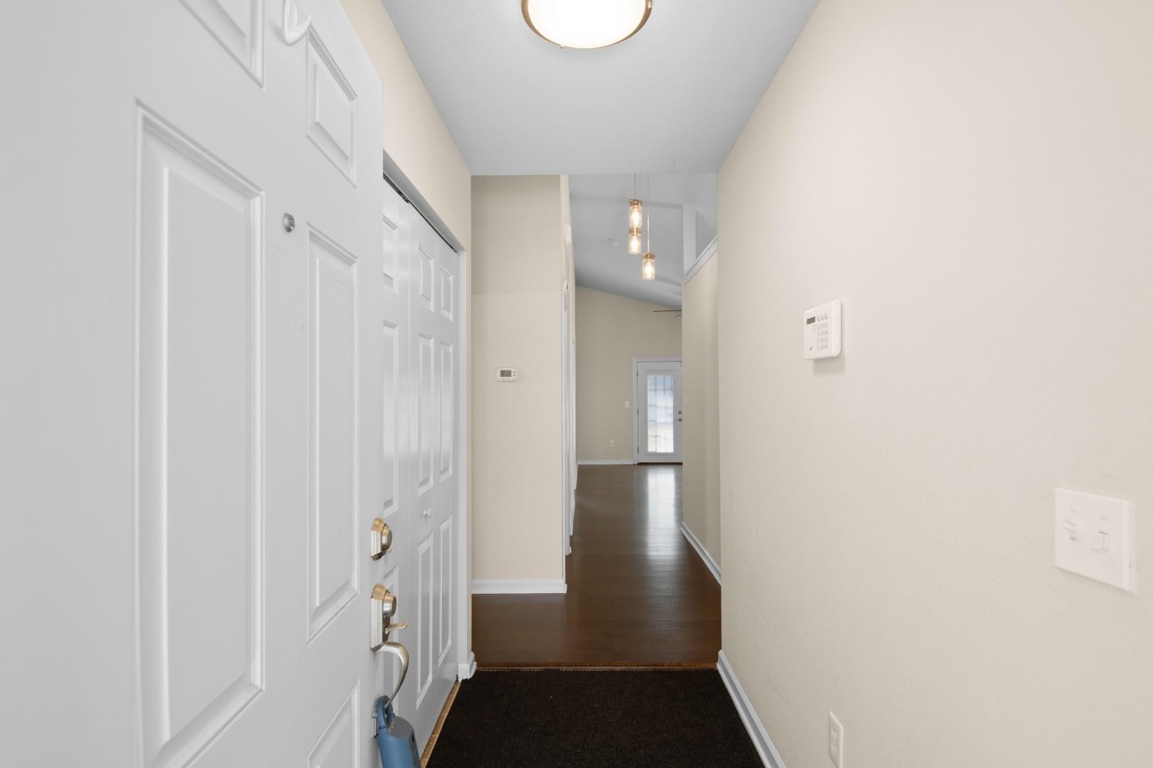 833 Silvercrest Dr. Property Photo 6