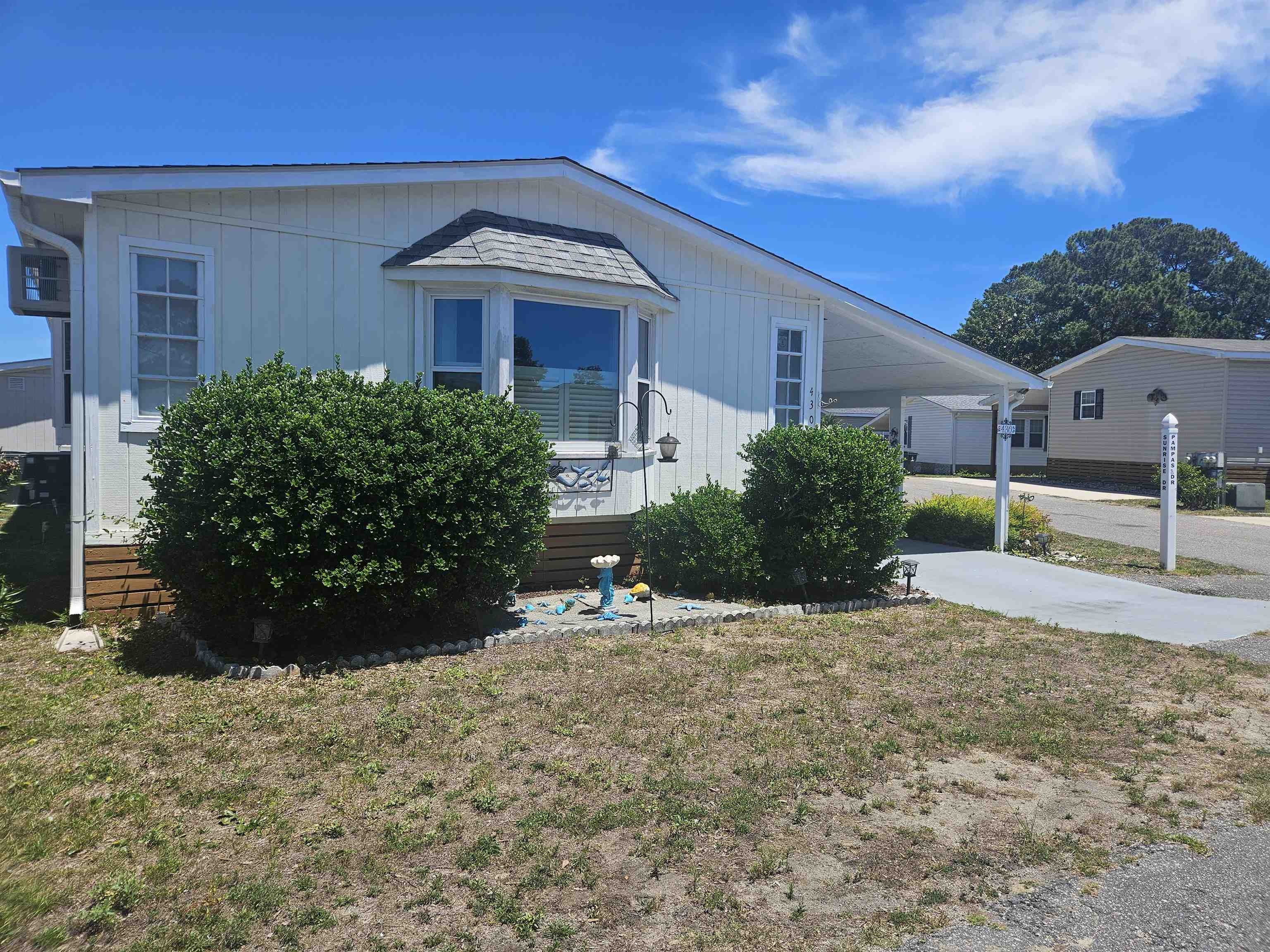 430 Pampas Dr. Property Photo 2