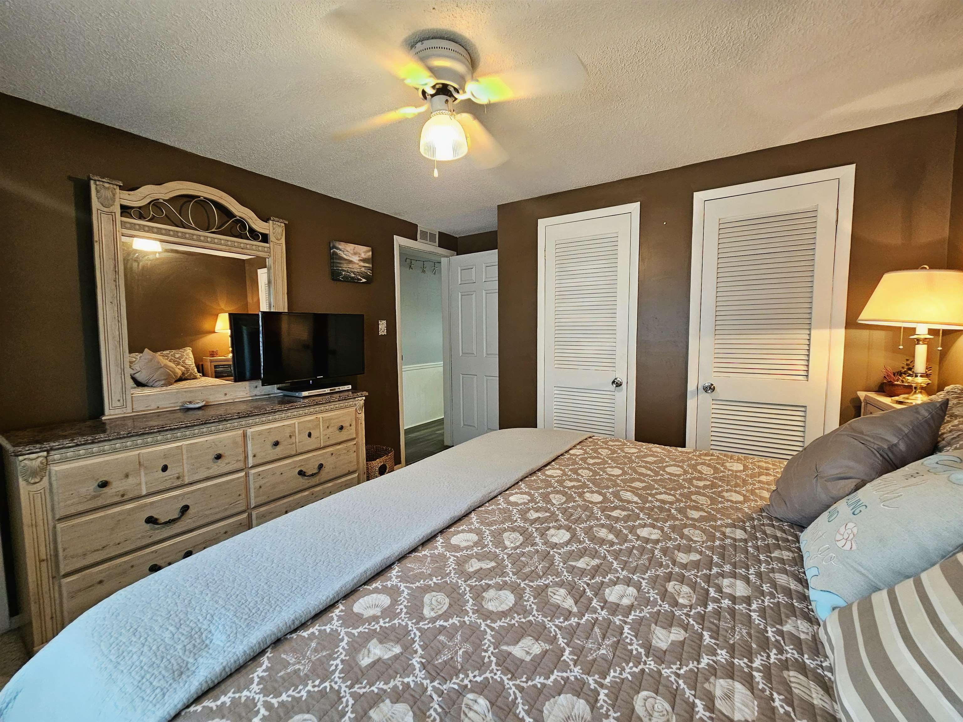 430 Pampas Dr. Property Photo 20