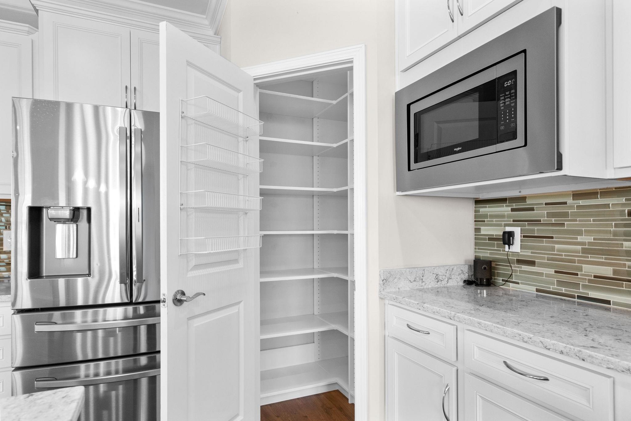 6356 Cascata Dr. Property Photo 17