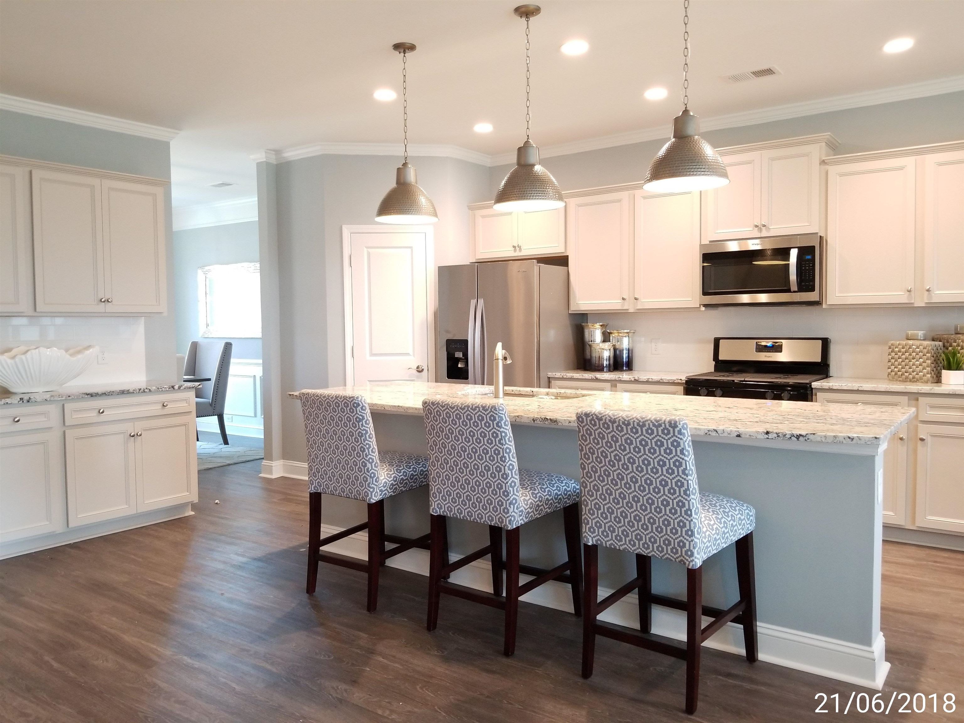 2405 Spring Rise Dr Property Photo 3