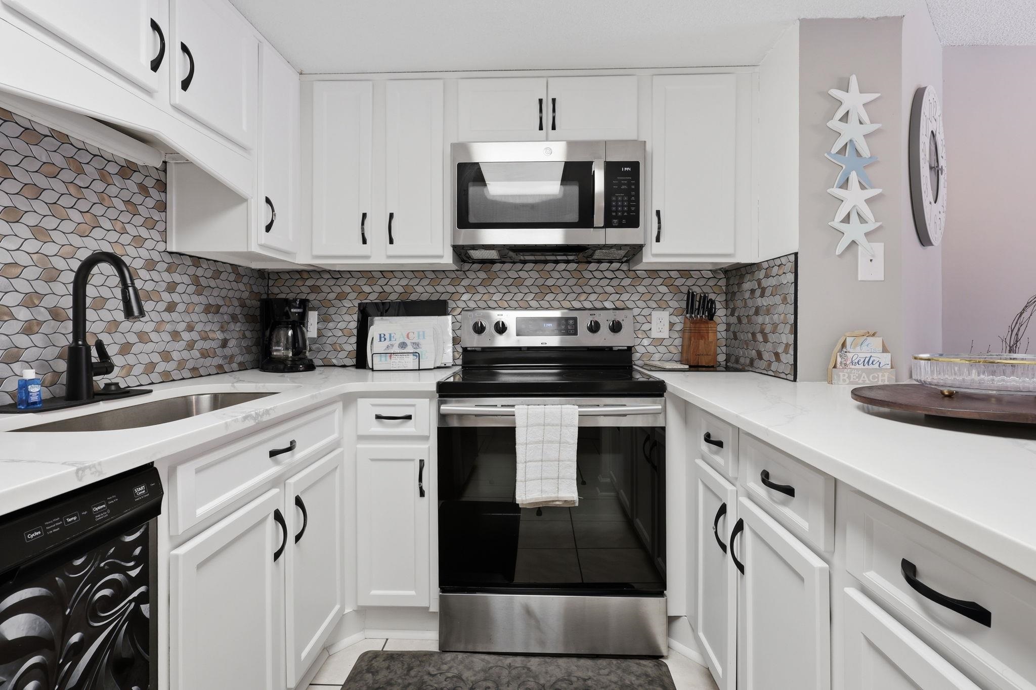 5511 N Ocean Blvd. Property Photo 4