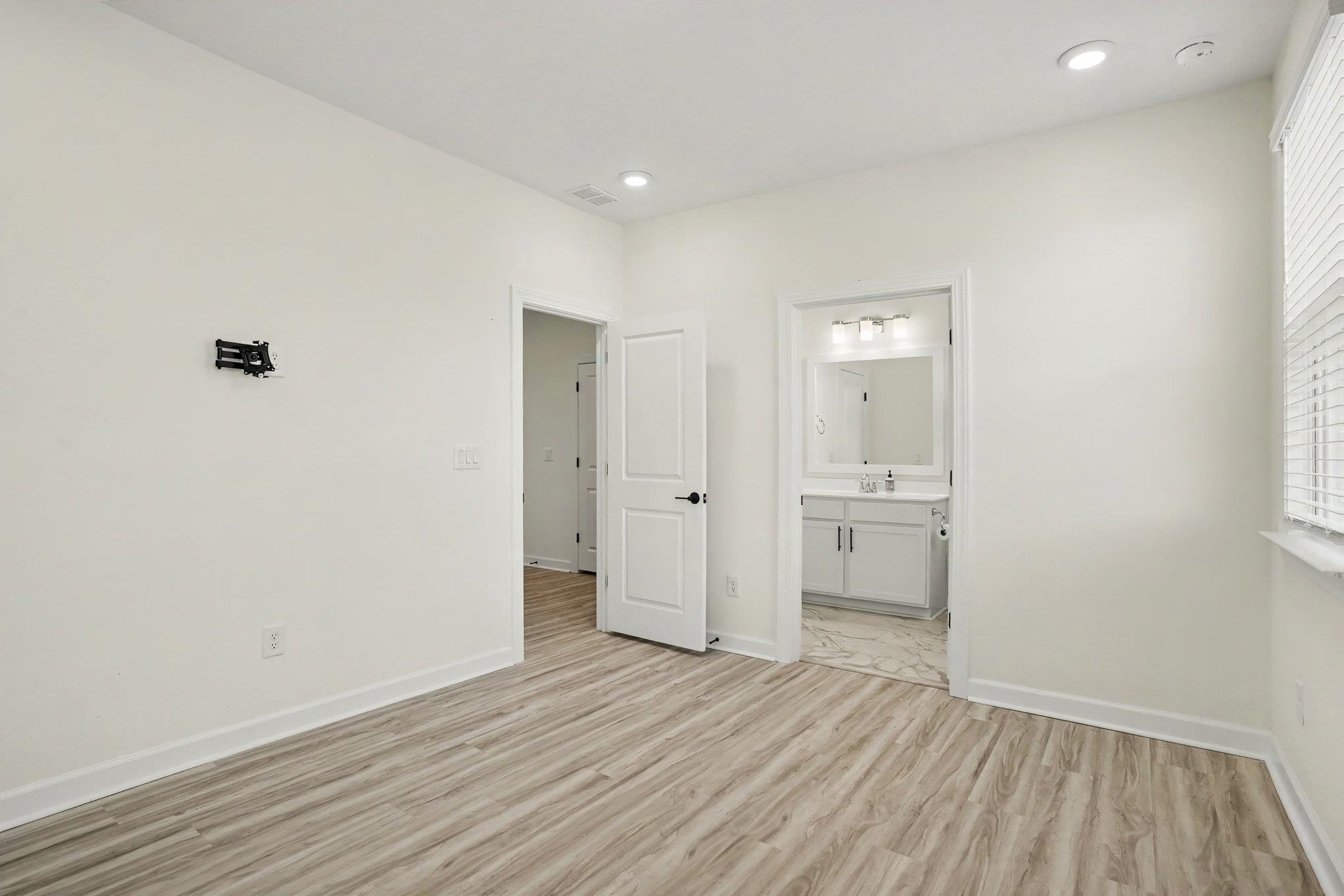 272 Starlit Way Property Photo 52