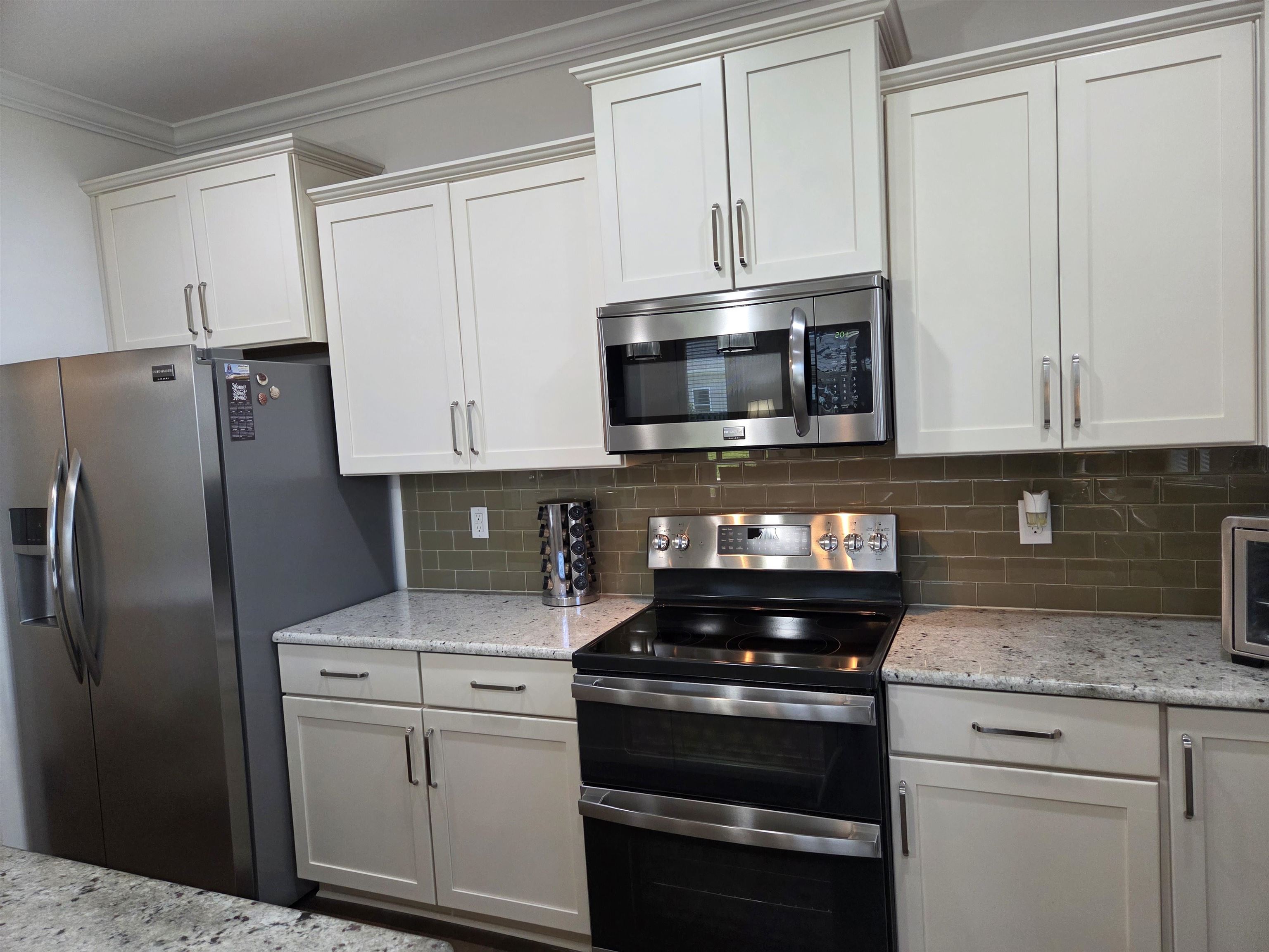 1000 Englemann Oak Dr. Property Photo 15