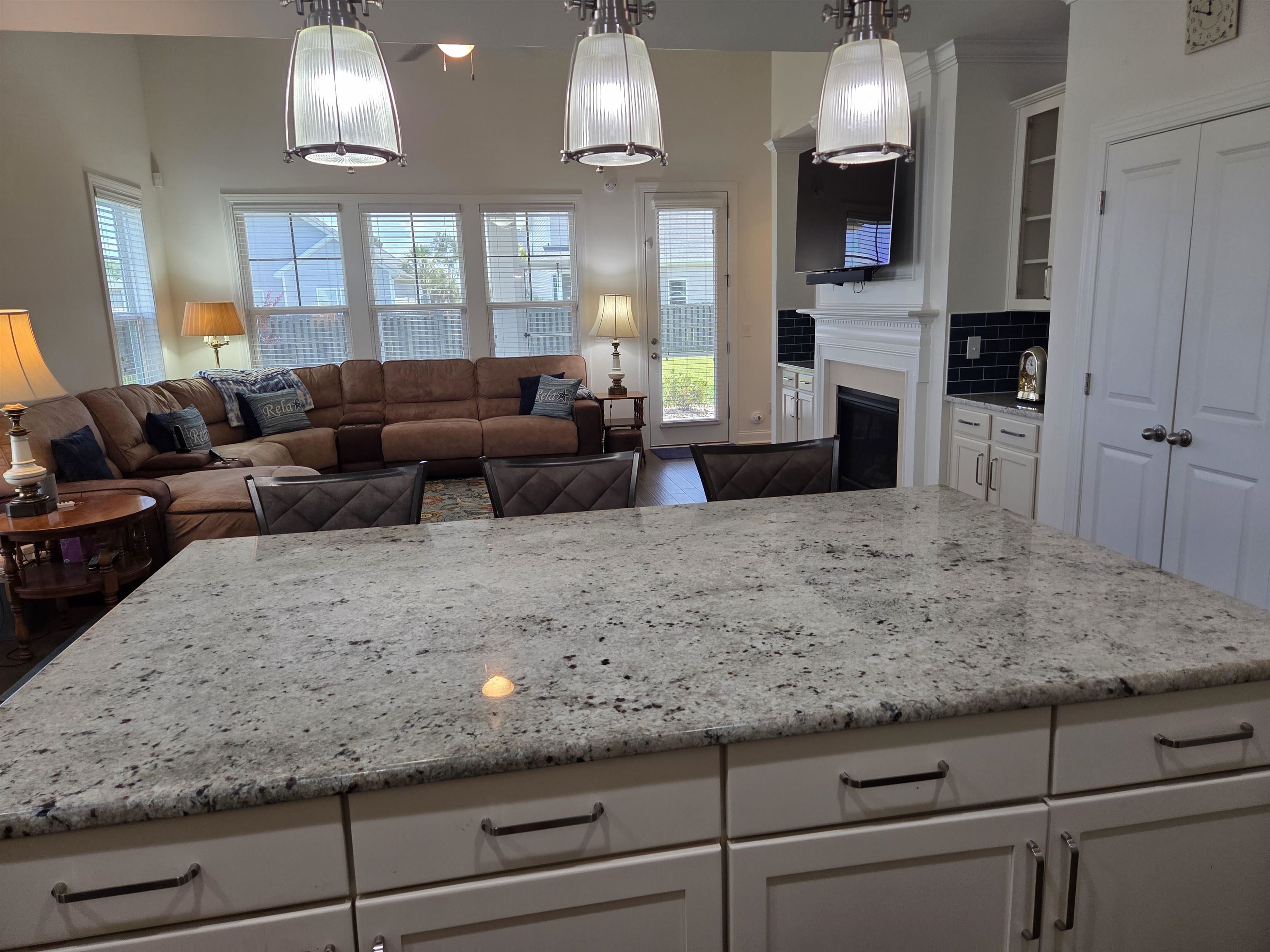 1000 Englemann Oak Dr. Property Photo 18