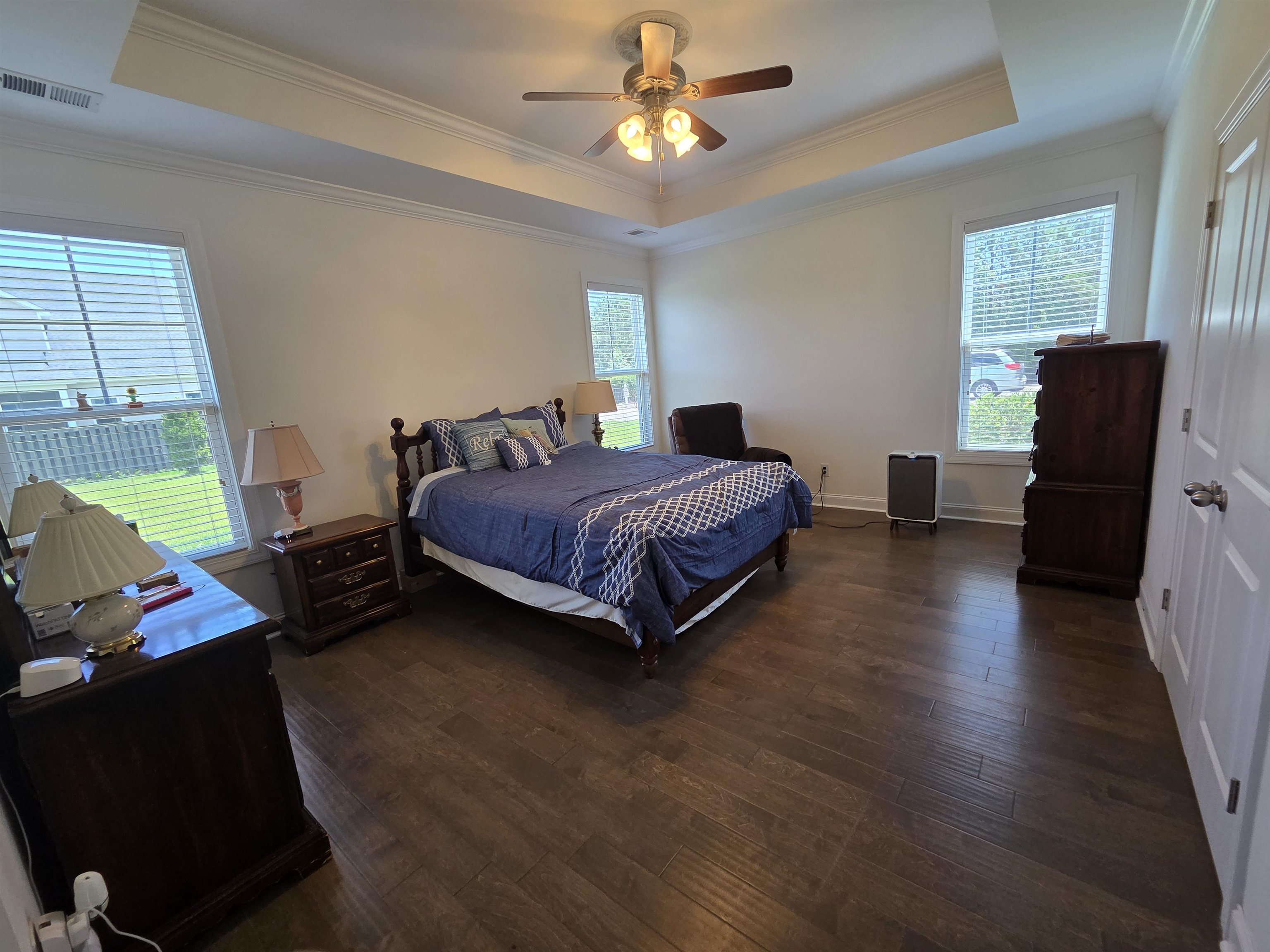 1000 Englemann Oak Dr. Property Photo 29
