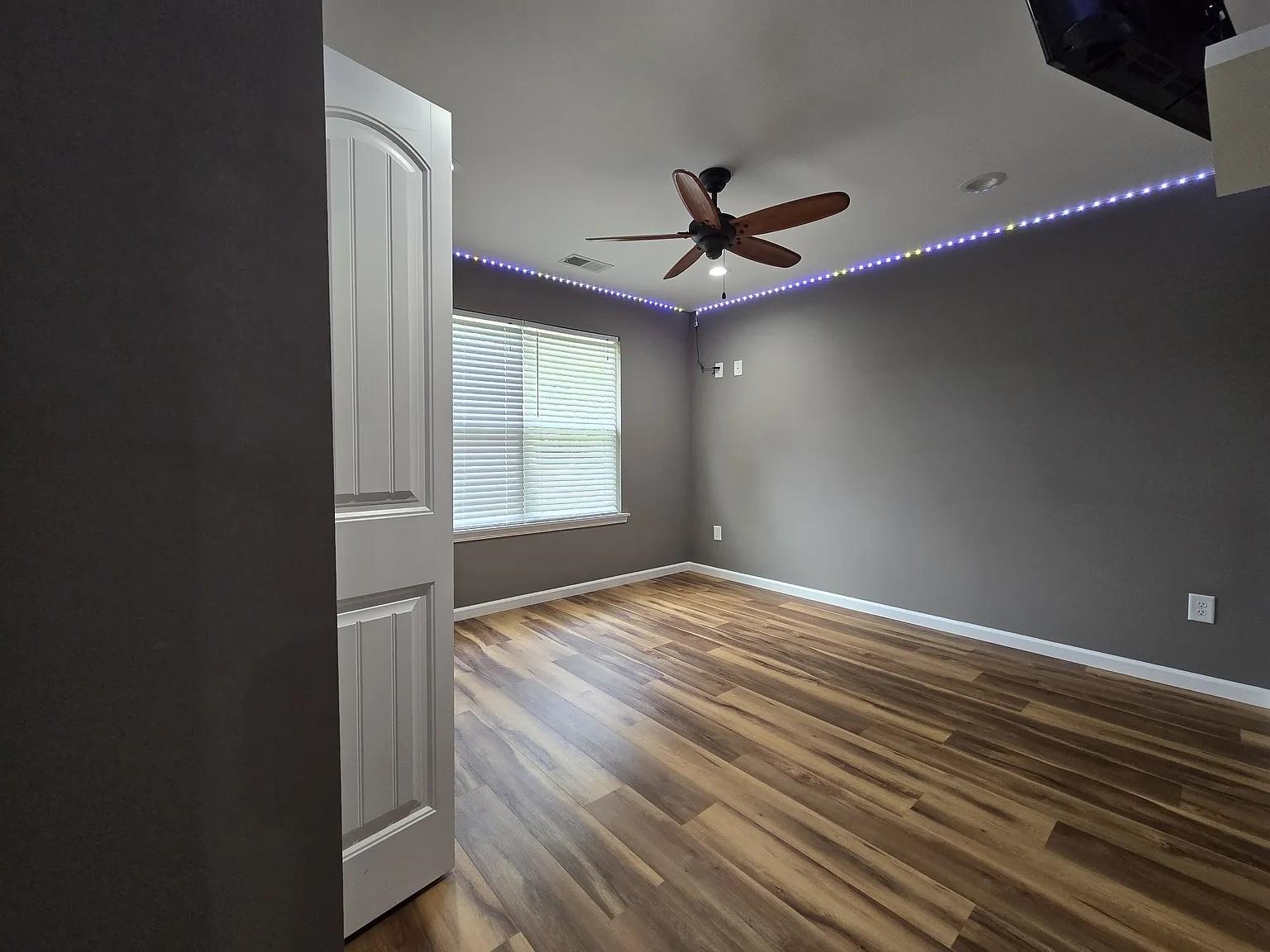 5177 Berkeley Ct. Property Photo 14