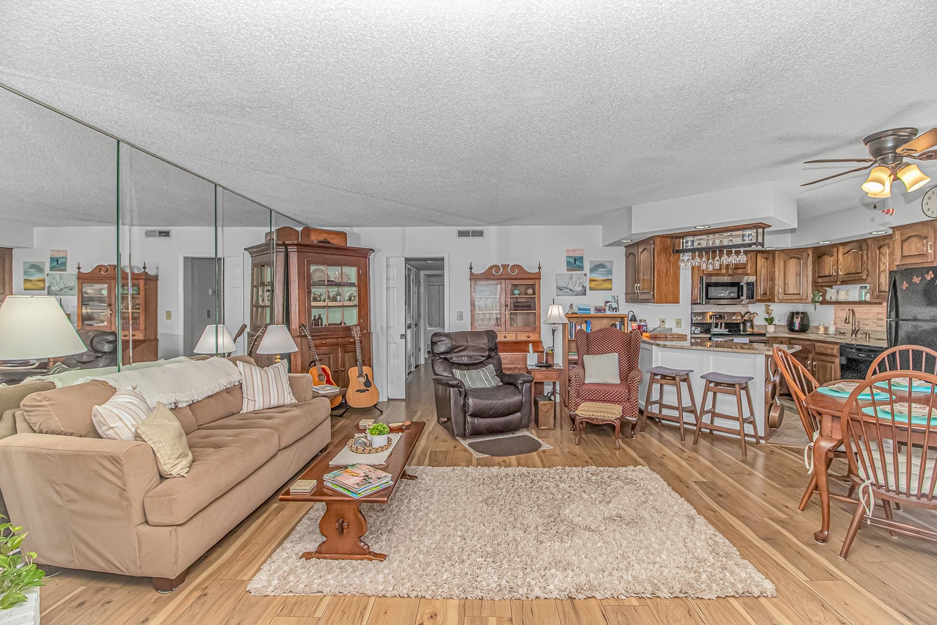 4242 Pinehurst Circle Property Photo 14