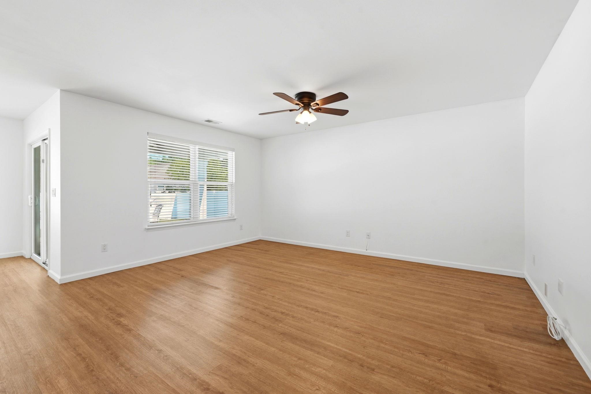 430 Quinta St. Property Photo 9