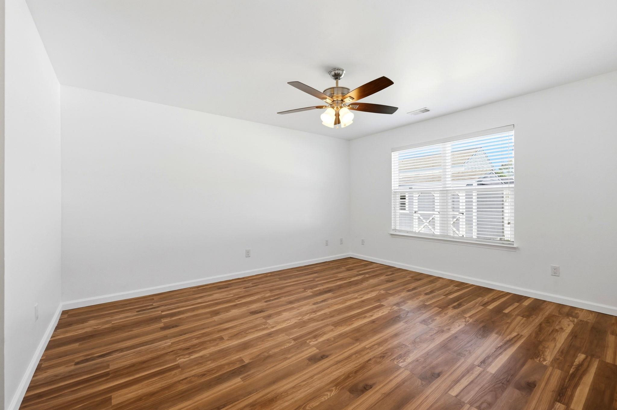 430 Quinta St. Property Photo 14