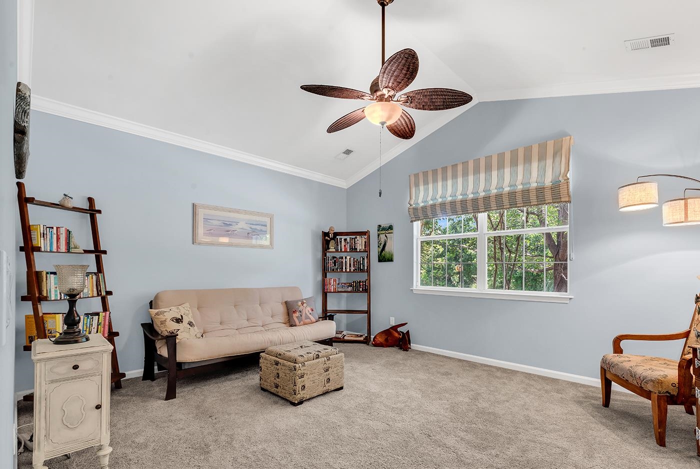 862 Laquinta Loop Property Photo 16