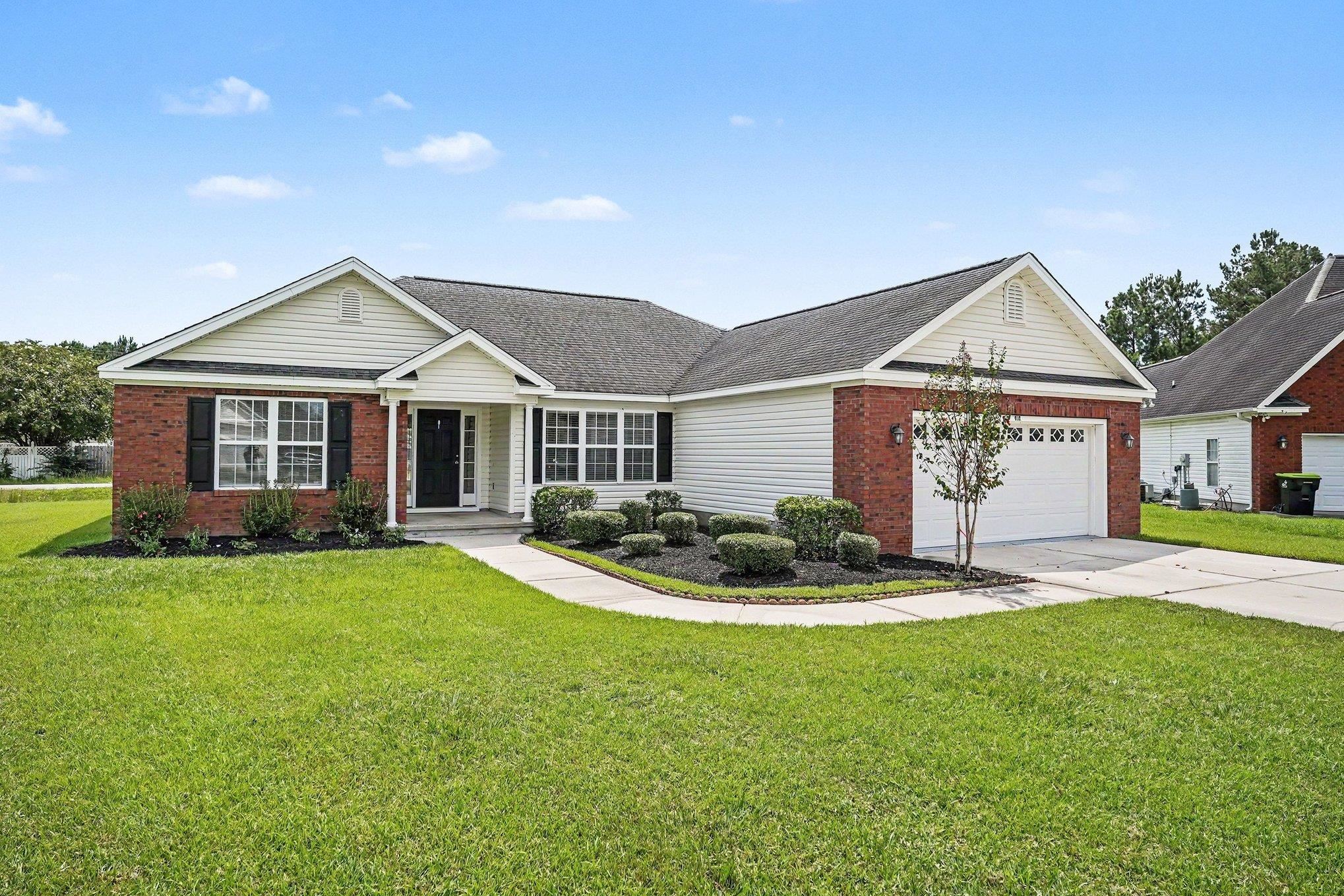 970 Eaglet Circle Property Photo 2