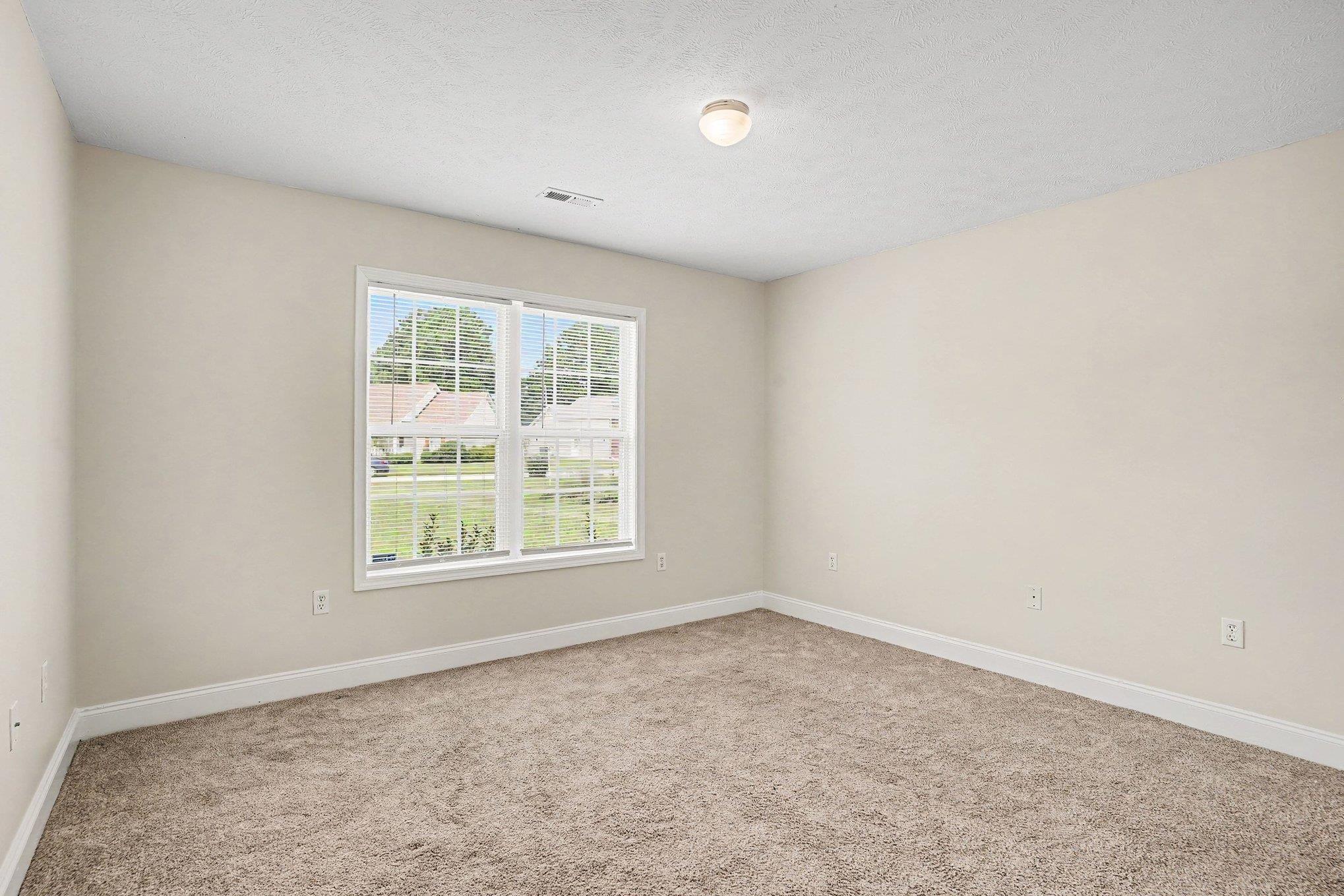 970 Eaglet Circle Property Photo 20