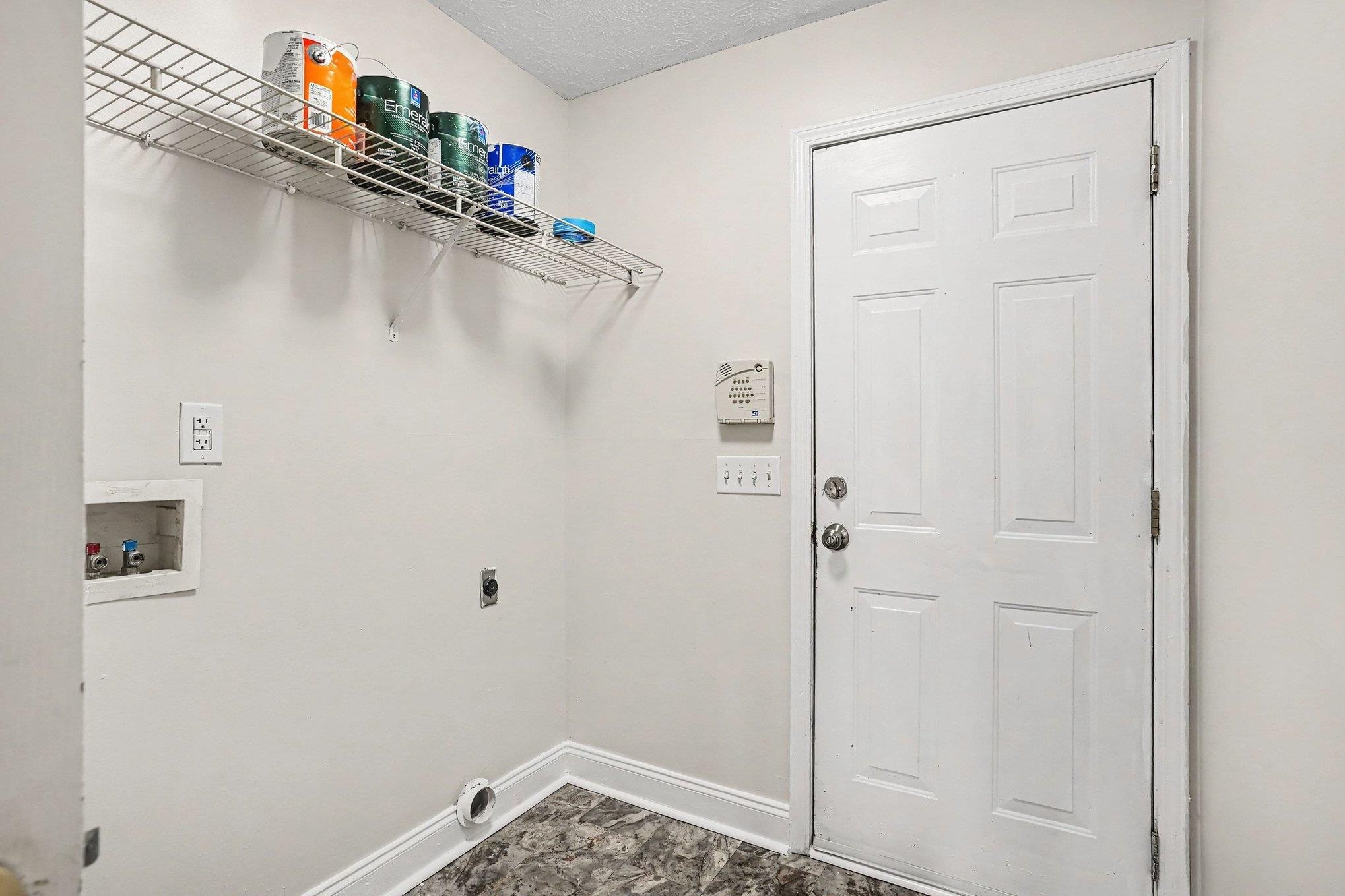 970 Eaglet Circle Property Photo 25