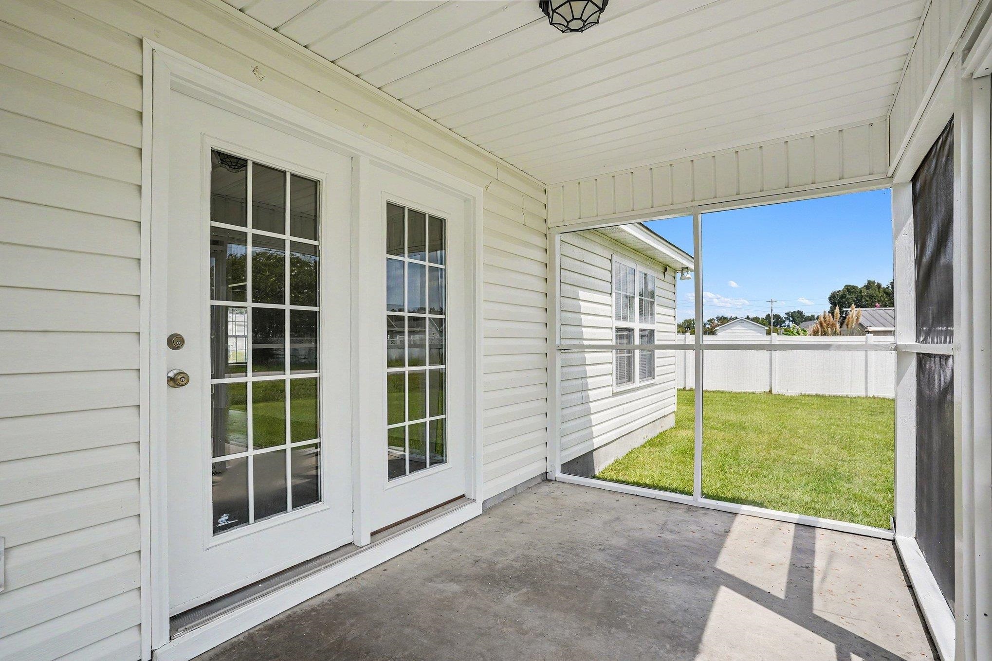 970 Eaglet Circle Property Photo 27