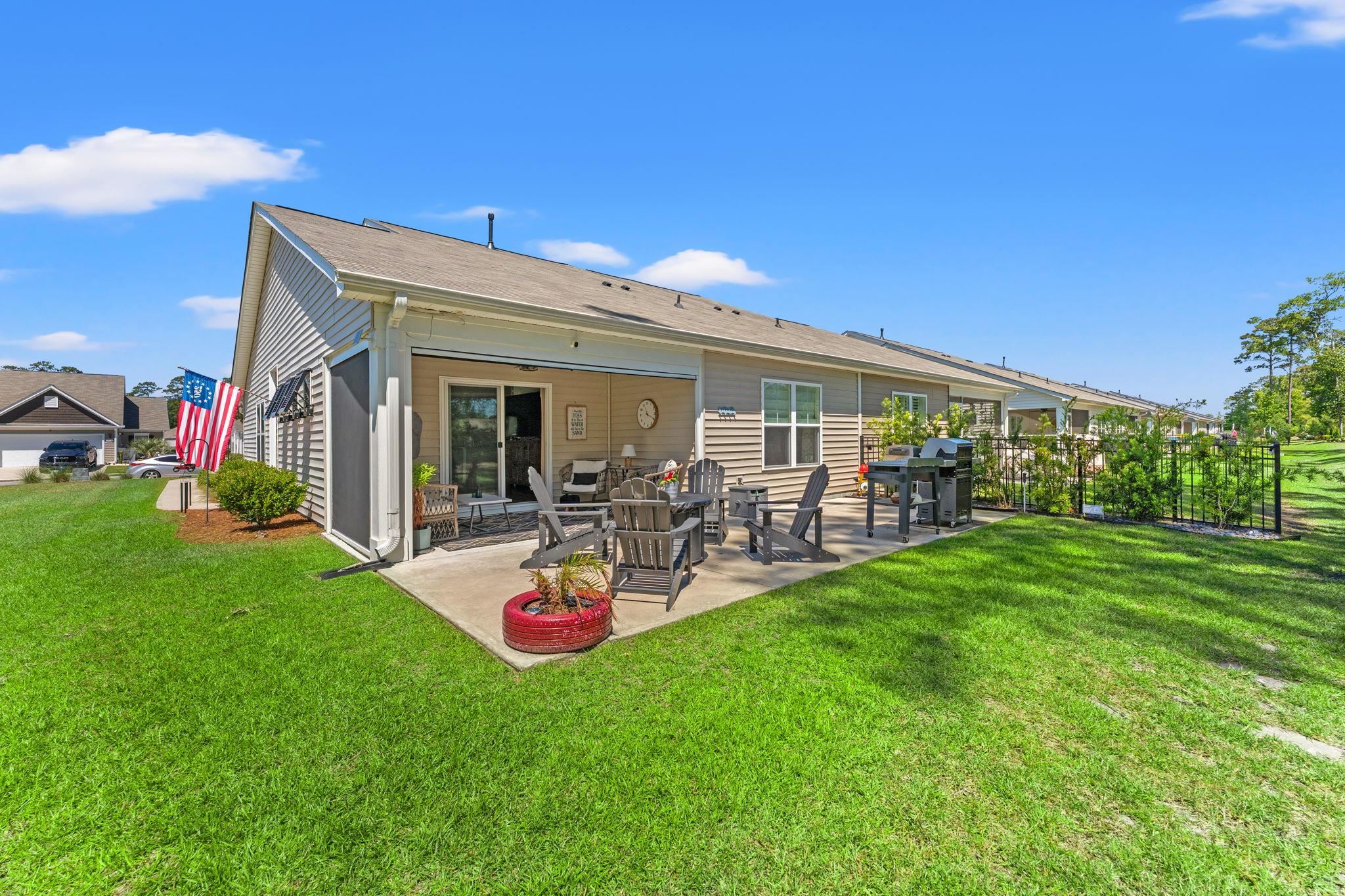 1572 Jardine Loop Property Photo 4