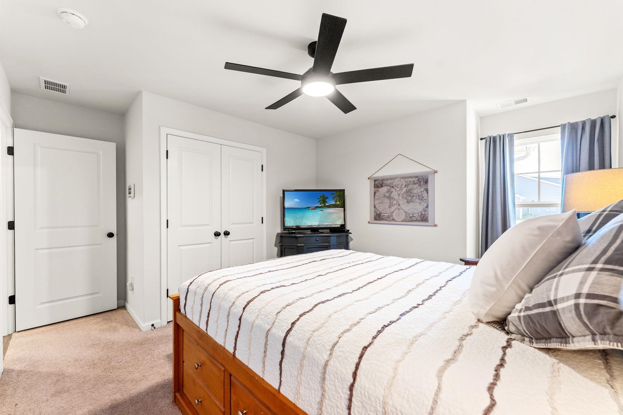 1572 Jardine Loop Property Photo 23