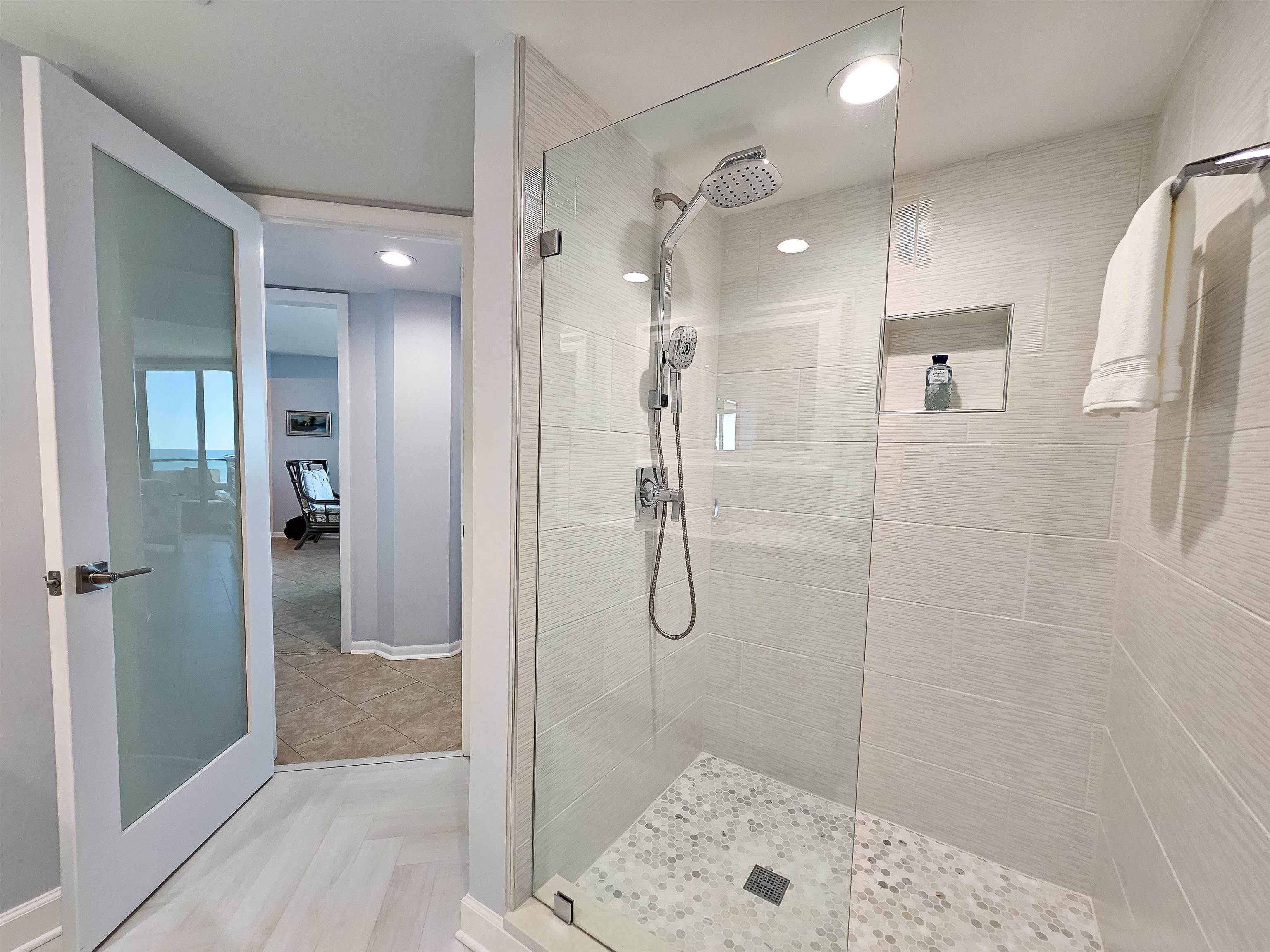 9650 Shore Dr. Property Photo 26
