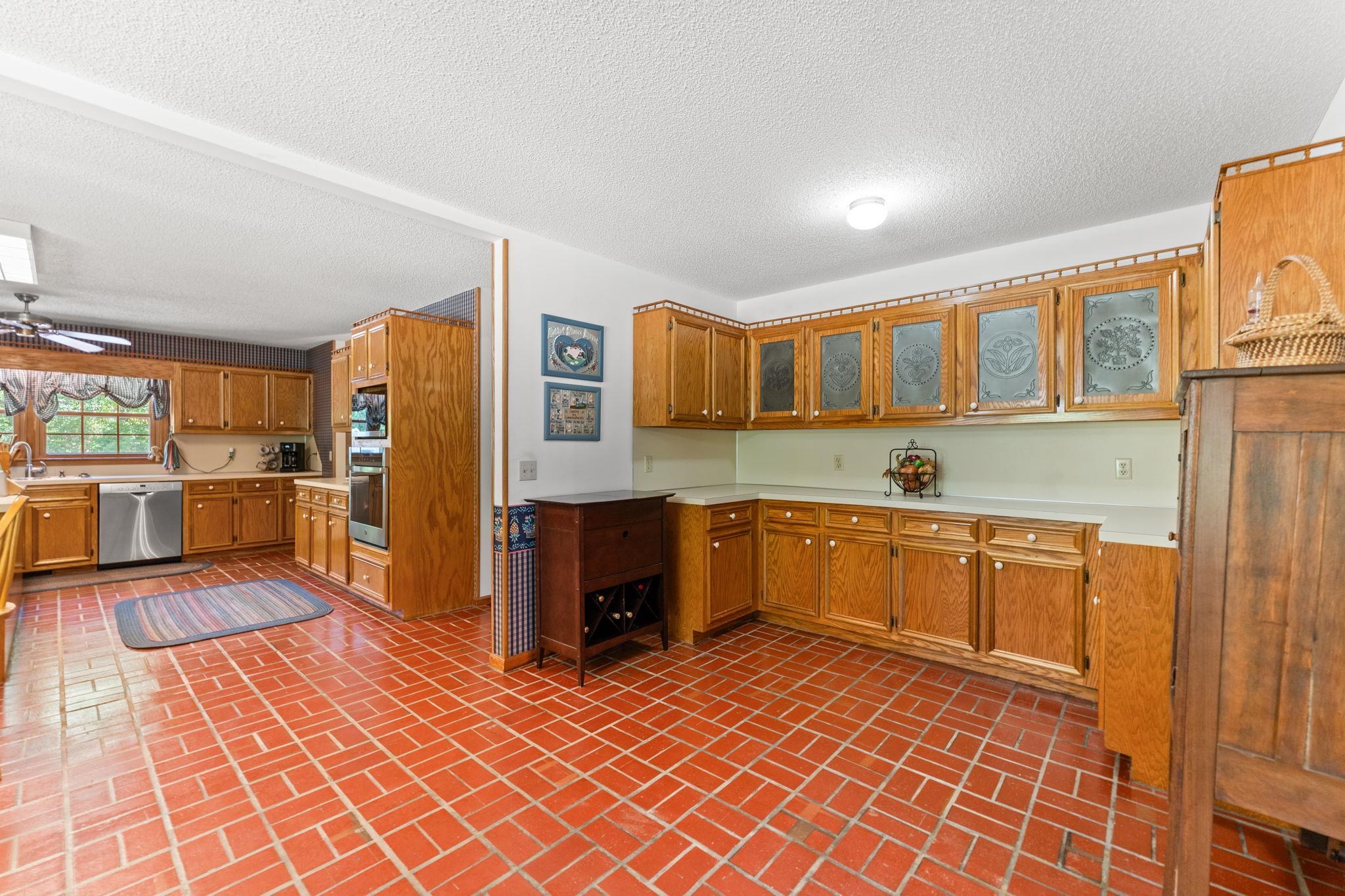 1768 Holly Ridge Dr. Property Photo 8
