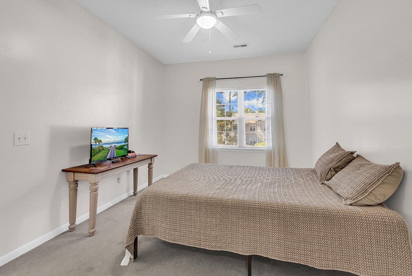 5108 Sweetwater Blvd. Property Photo 10