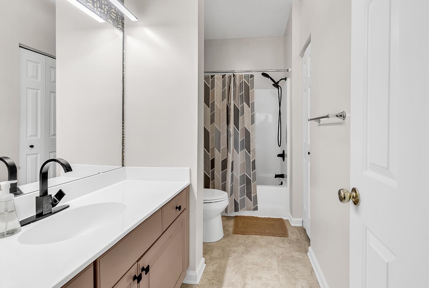 5108 Sweetwater Blvd. Property Photo 11