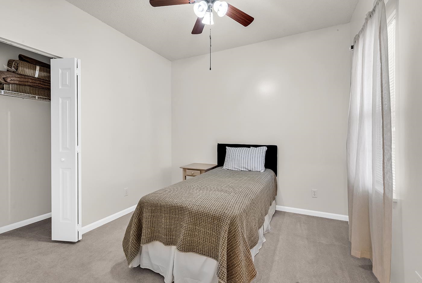 5108 Sweetwater Blvd. Property Photo 16