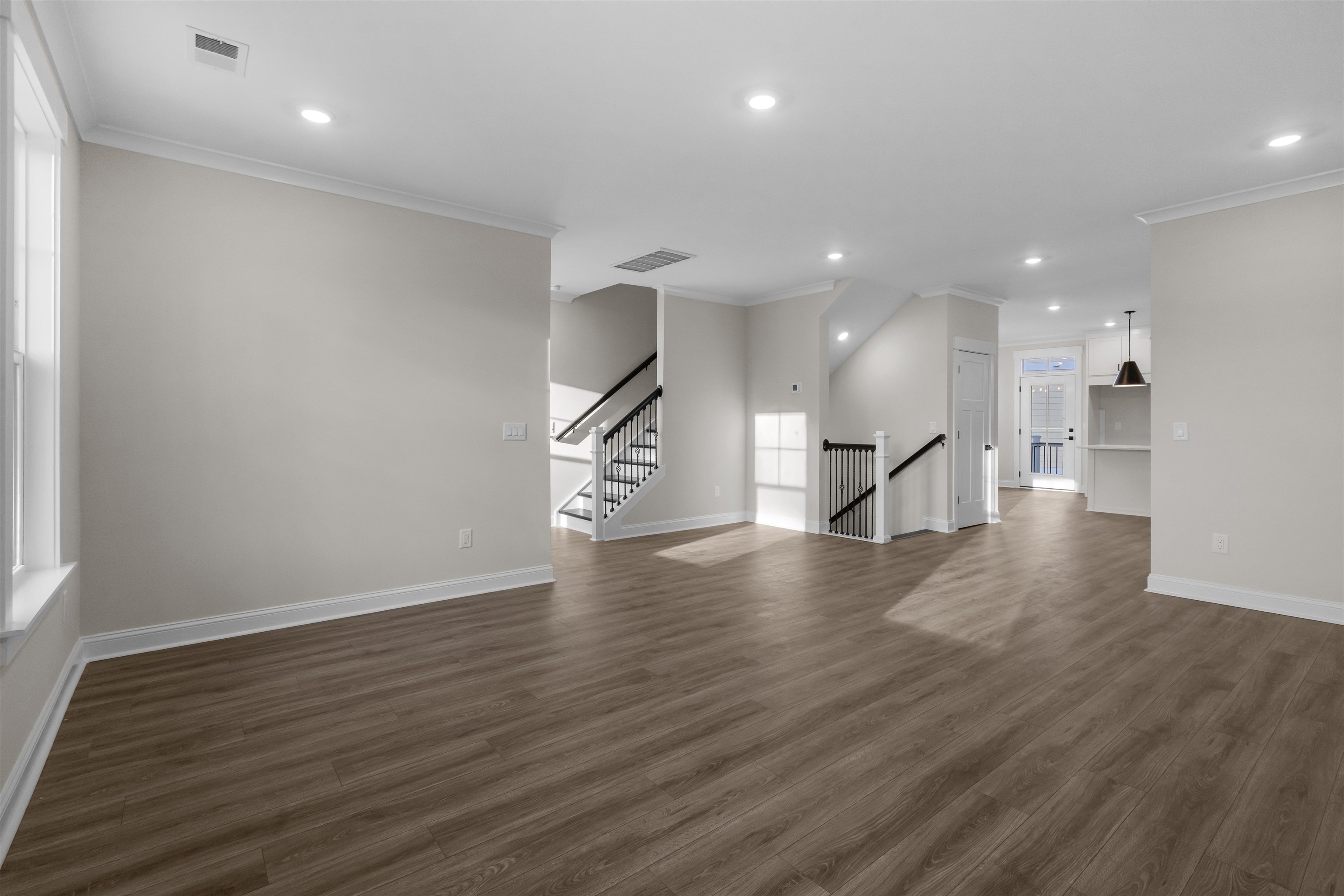 8567 Balmy Breeze Pl. Property Photo 9