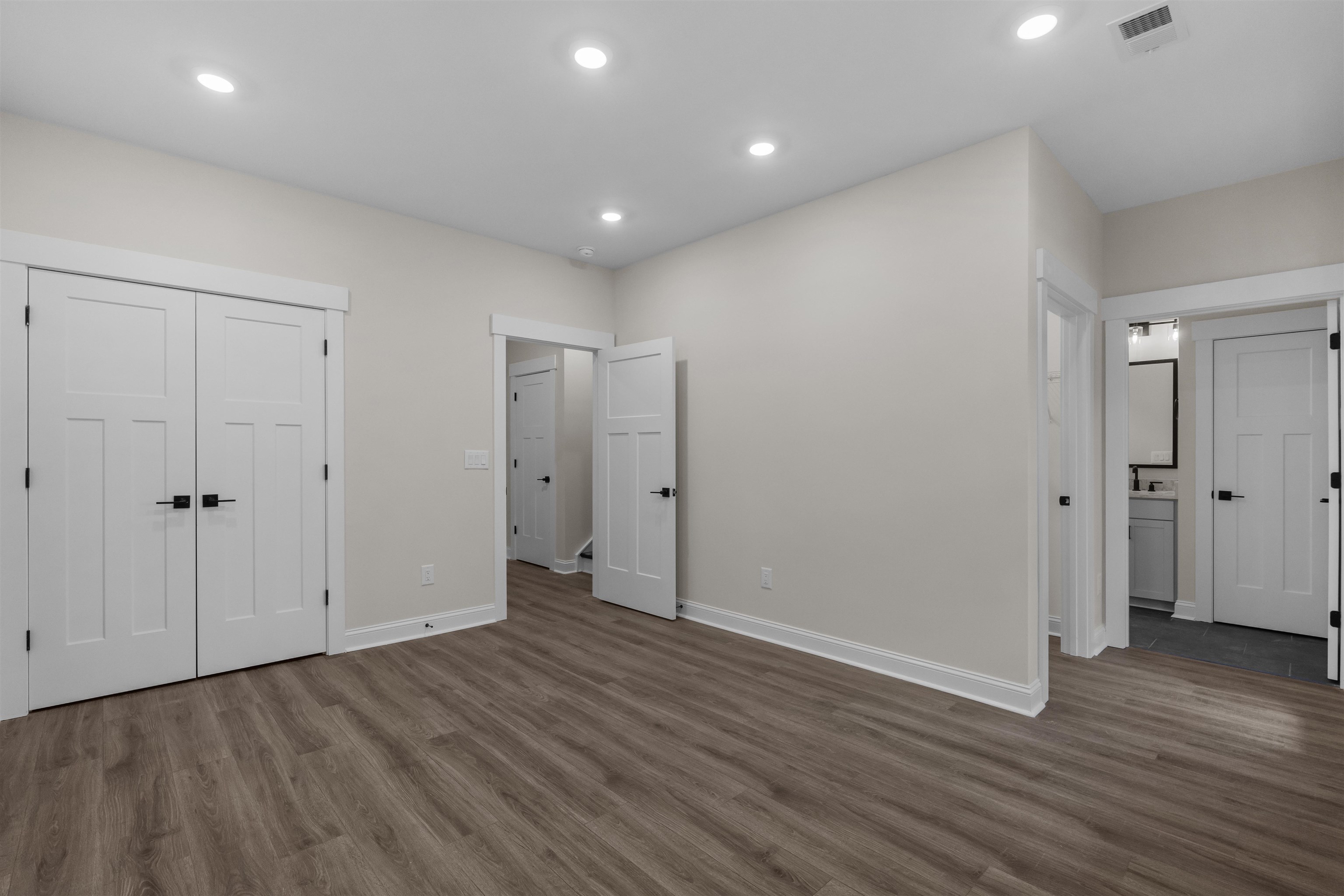 8567 Balmy Breeze Pl. Property Photo 30