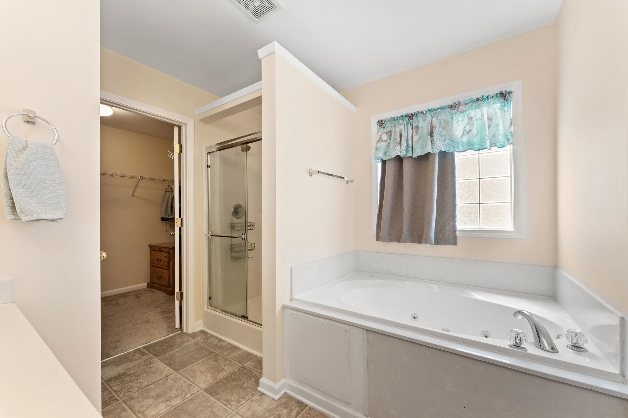 2418 Windmill Way Property Photo 22