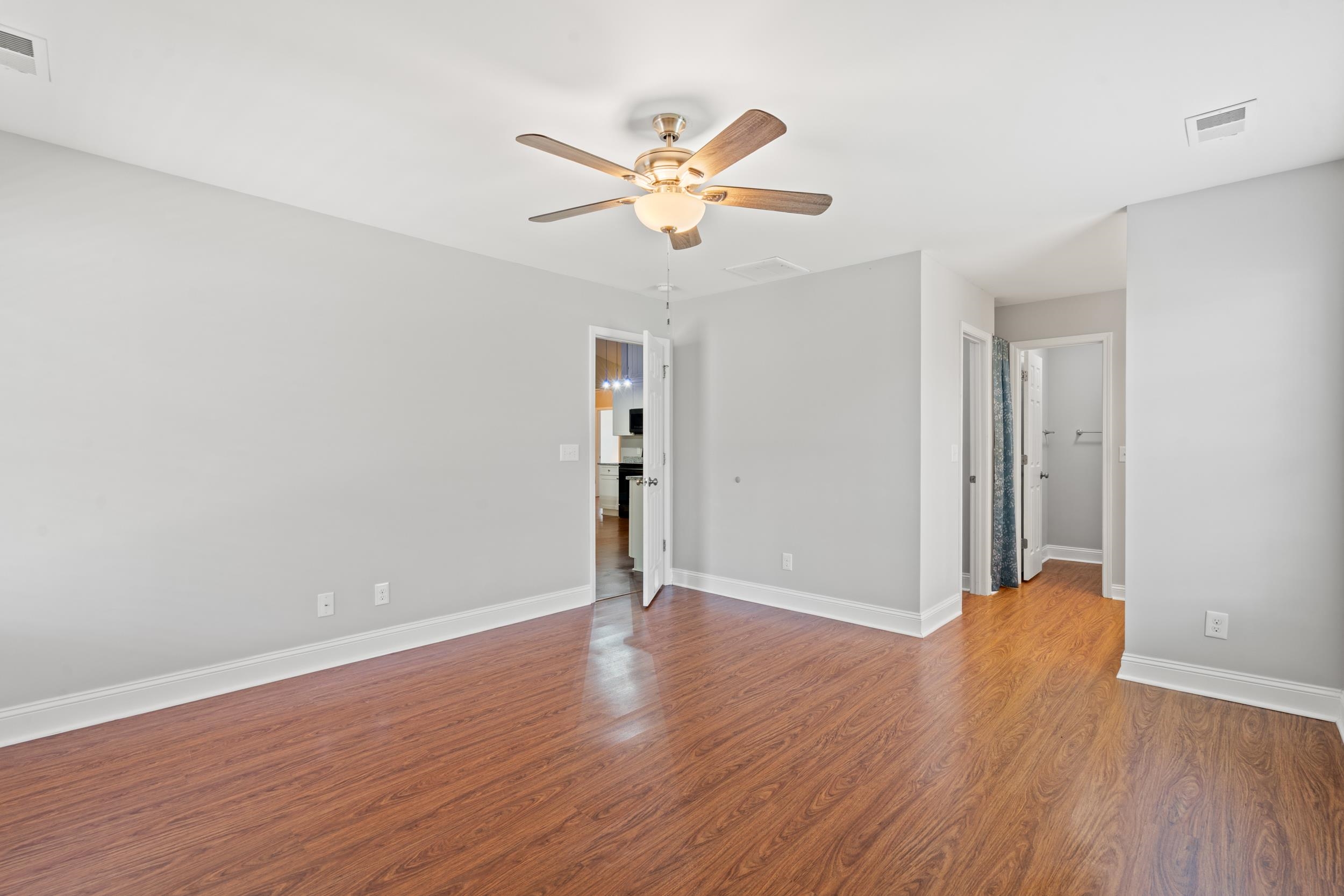 700 Alexis Dr. Property Photo 14