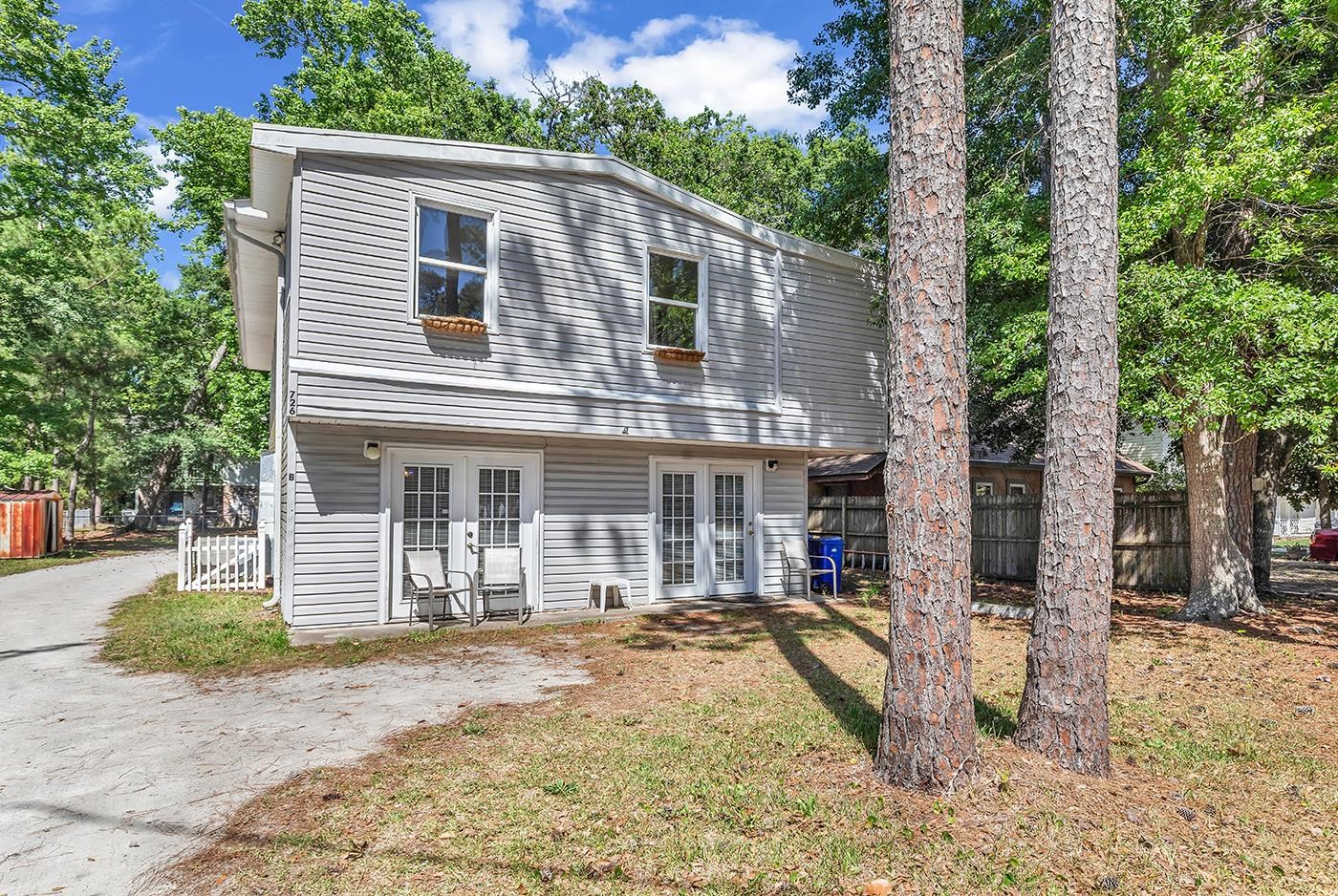 726 Juniper Dr. Property Photo 1
