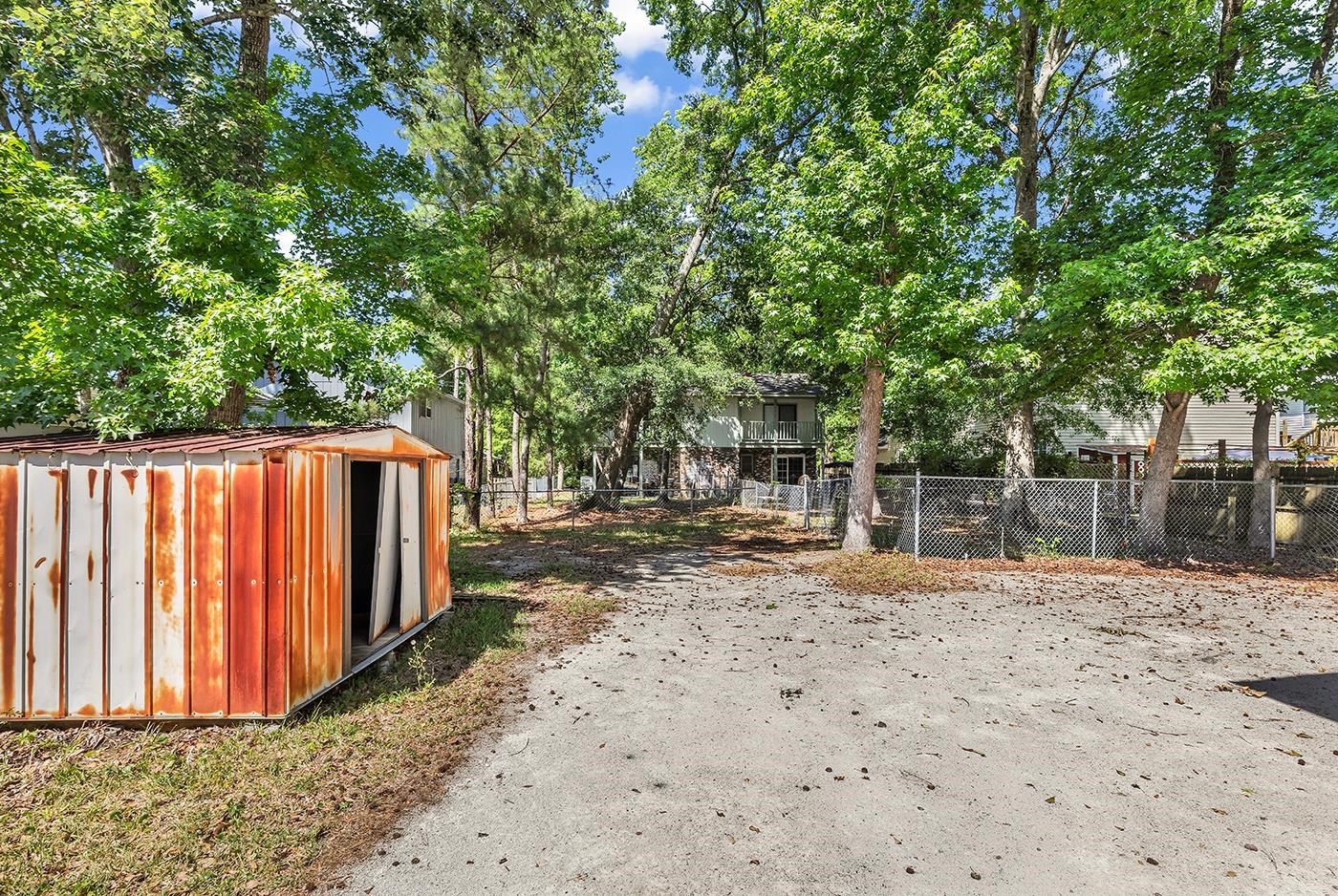 726 Juniper Dr. Property Photo 38