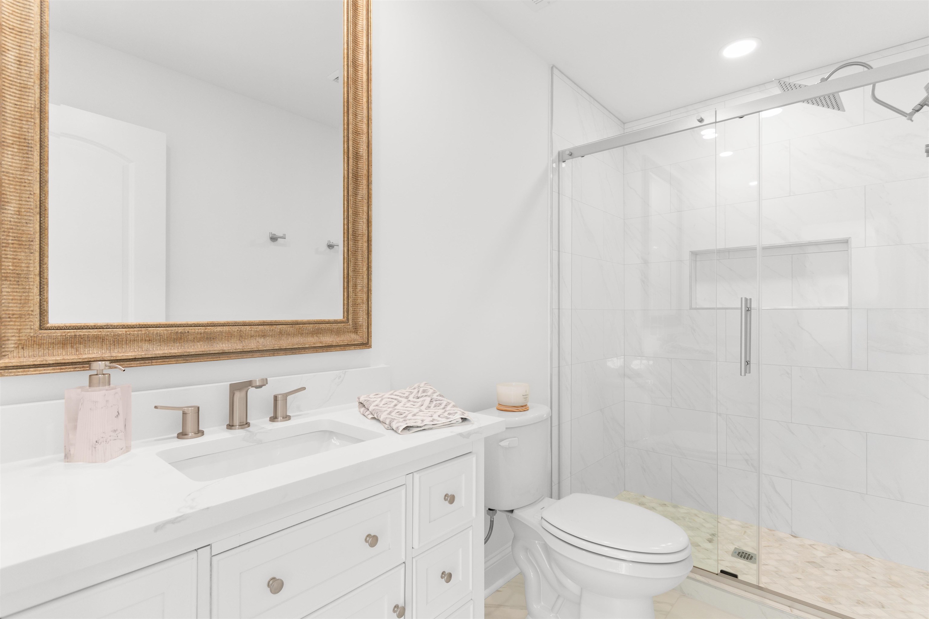 9404 Cove Dr. Property Photo 39