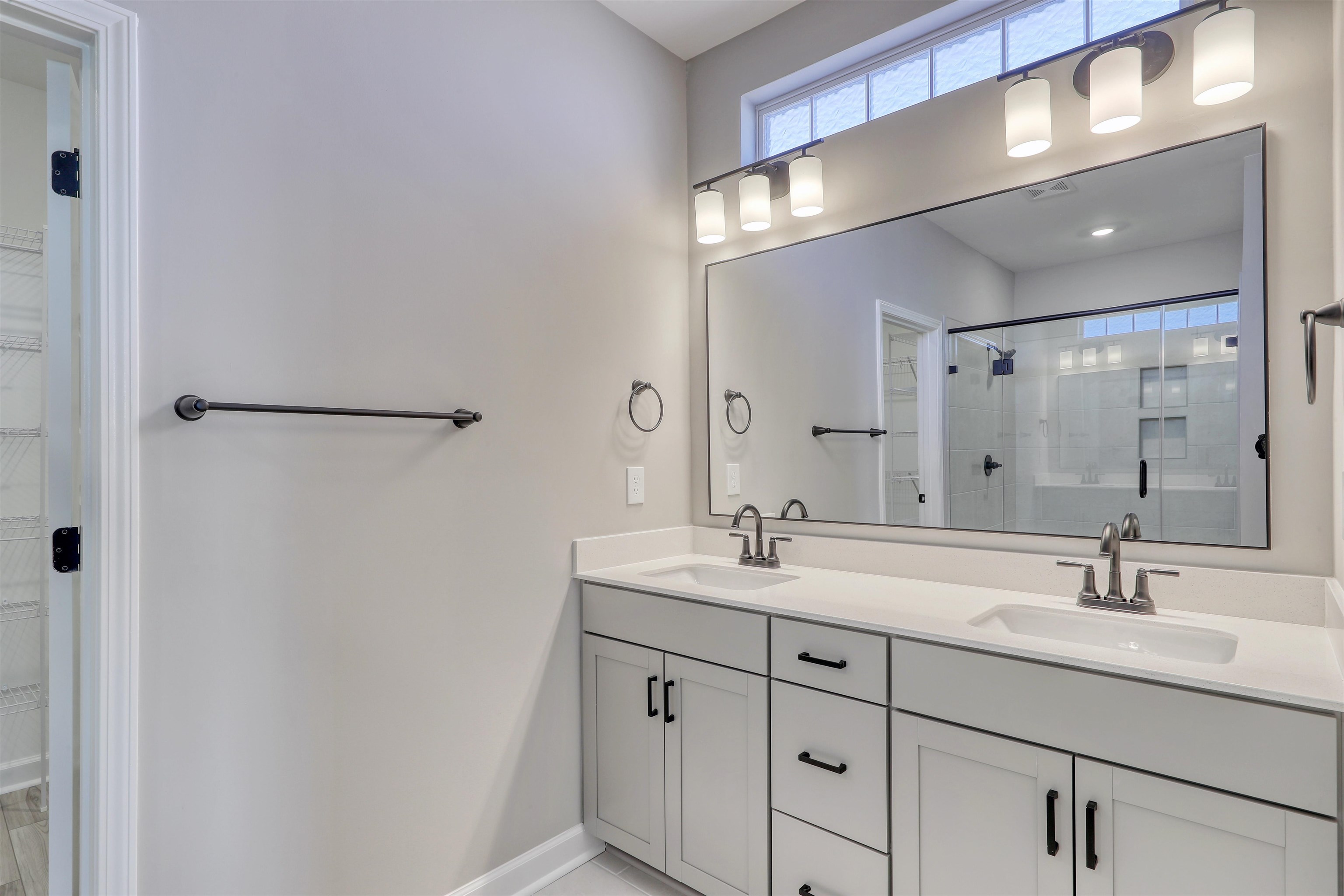 6236 Zoe Way Property Photo 14