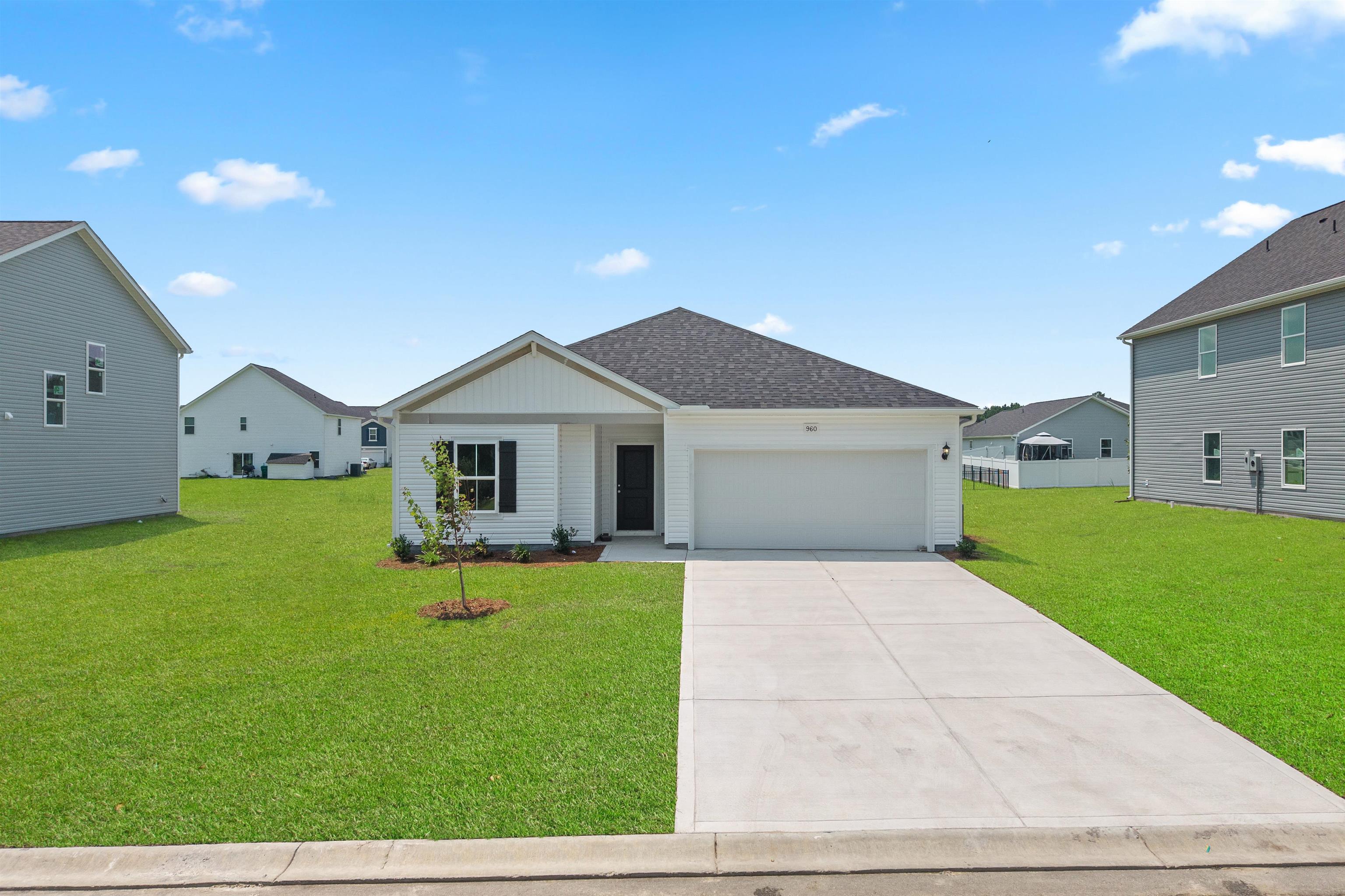 960 Caswell Dr. Property Photo 3