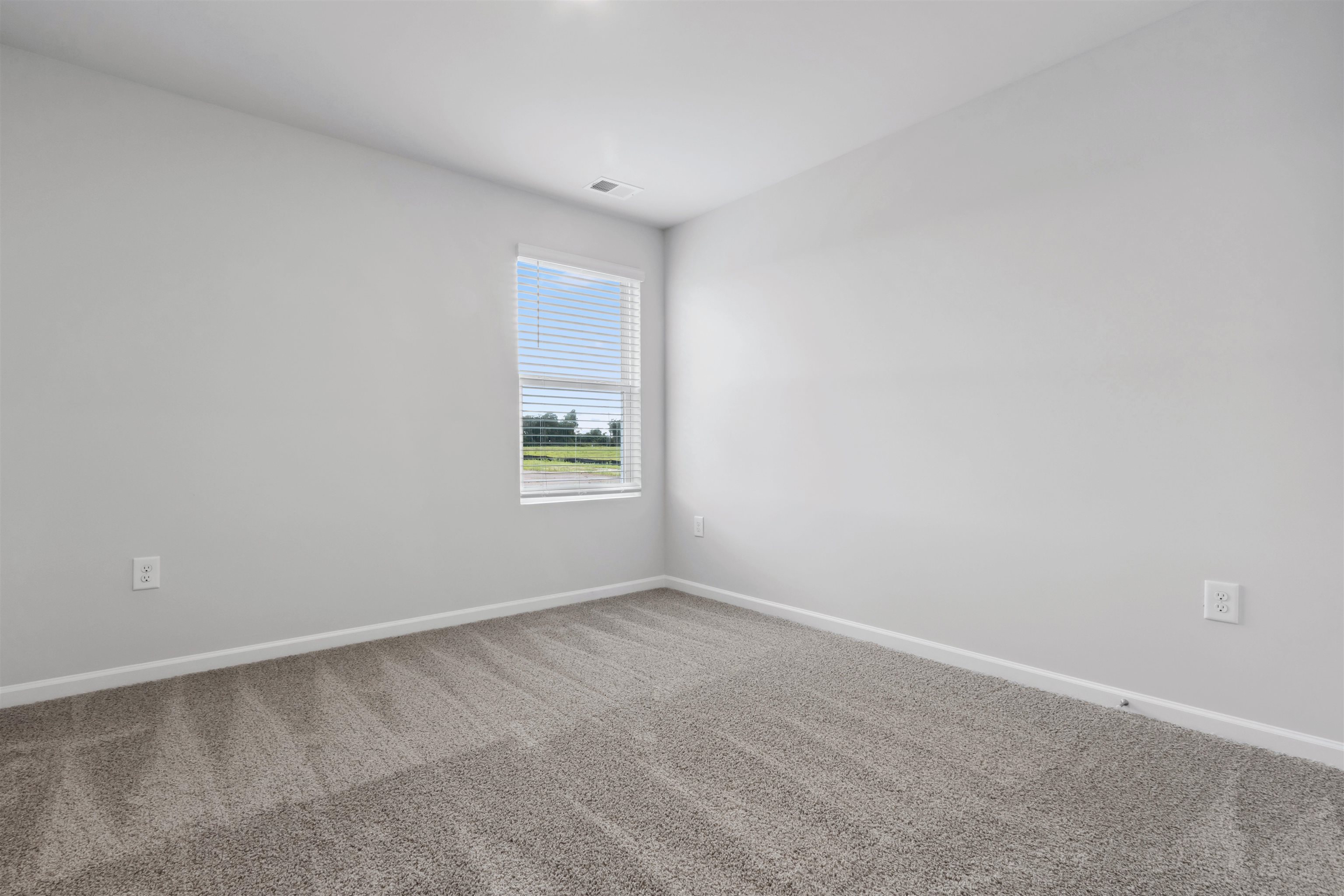960 Caswell Dr. Property Photo 27