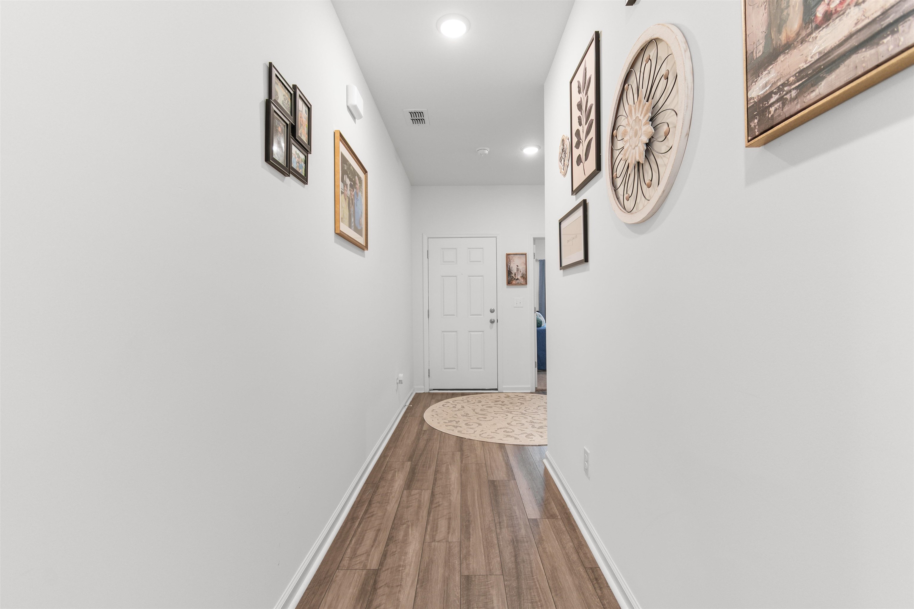 620 Muster Field Ct. Property Photo 3